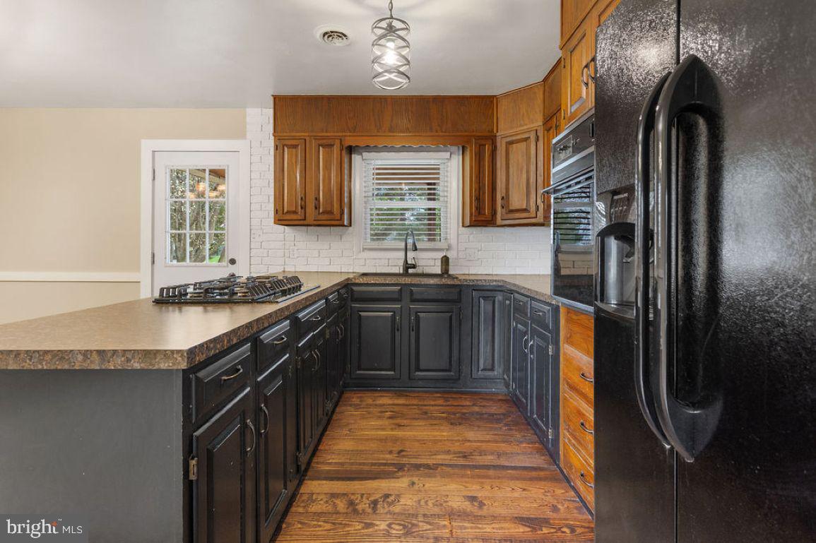 NONE, RURAL - Residential