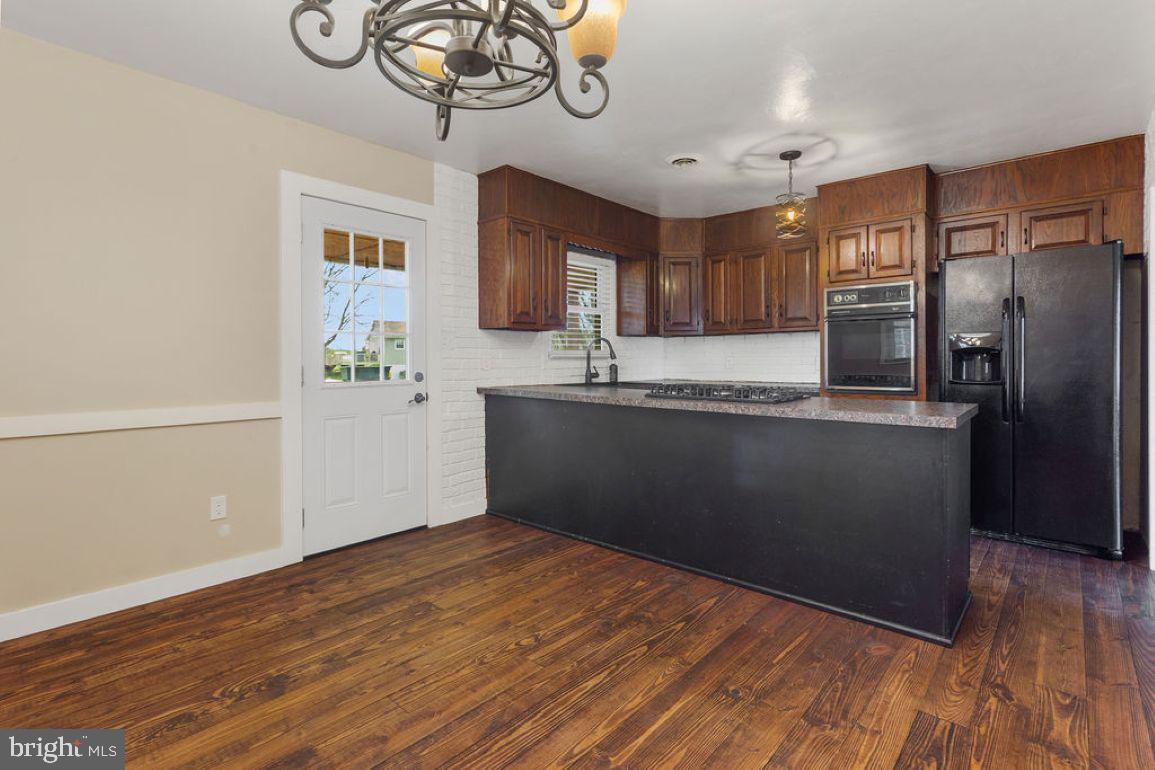 NONE, RURAL - Residential