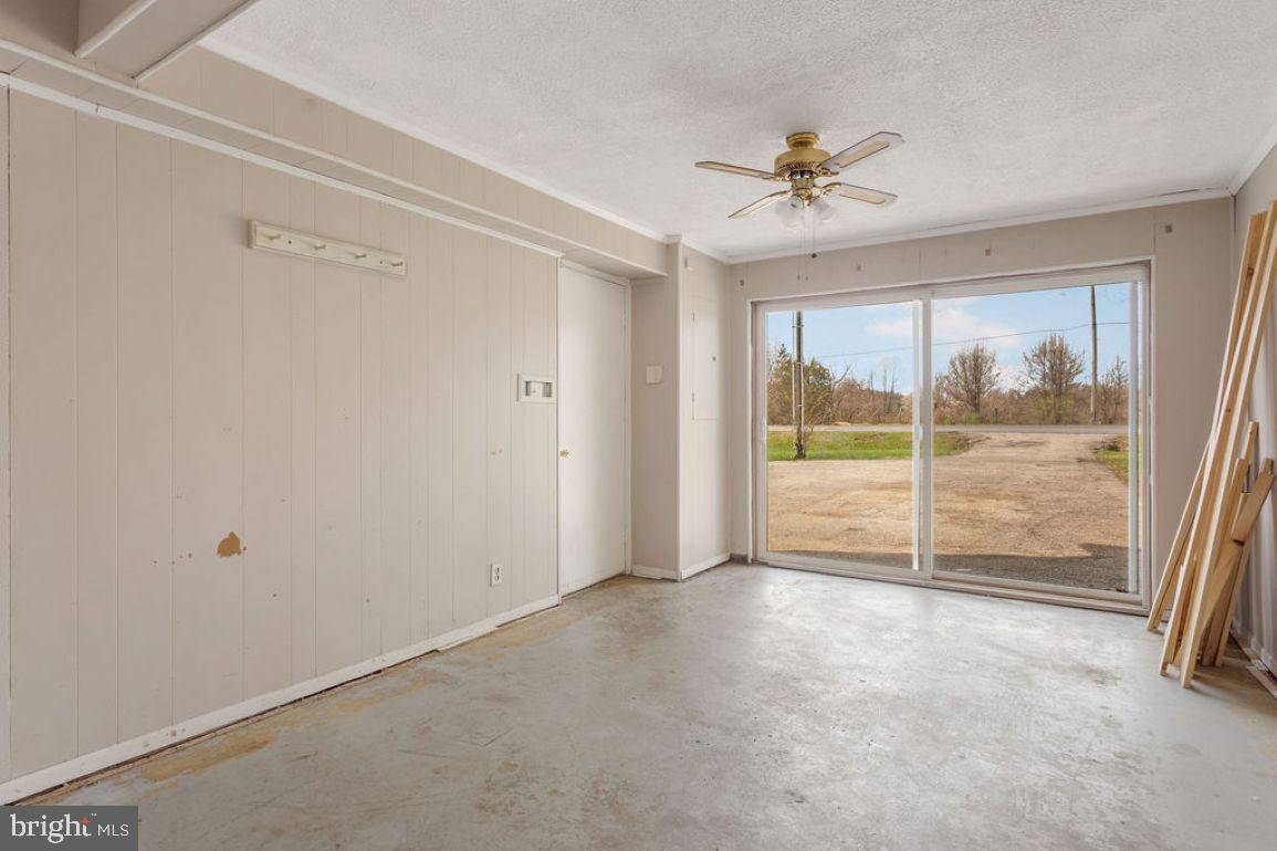 NONE, RURAL - Residential