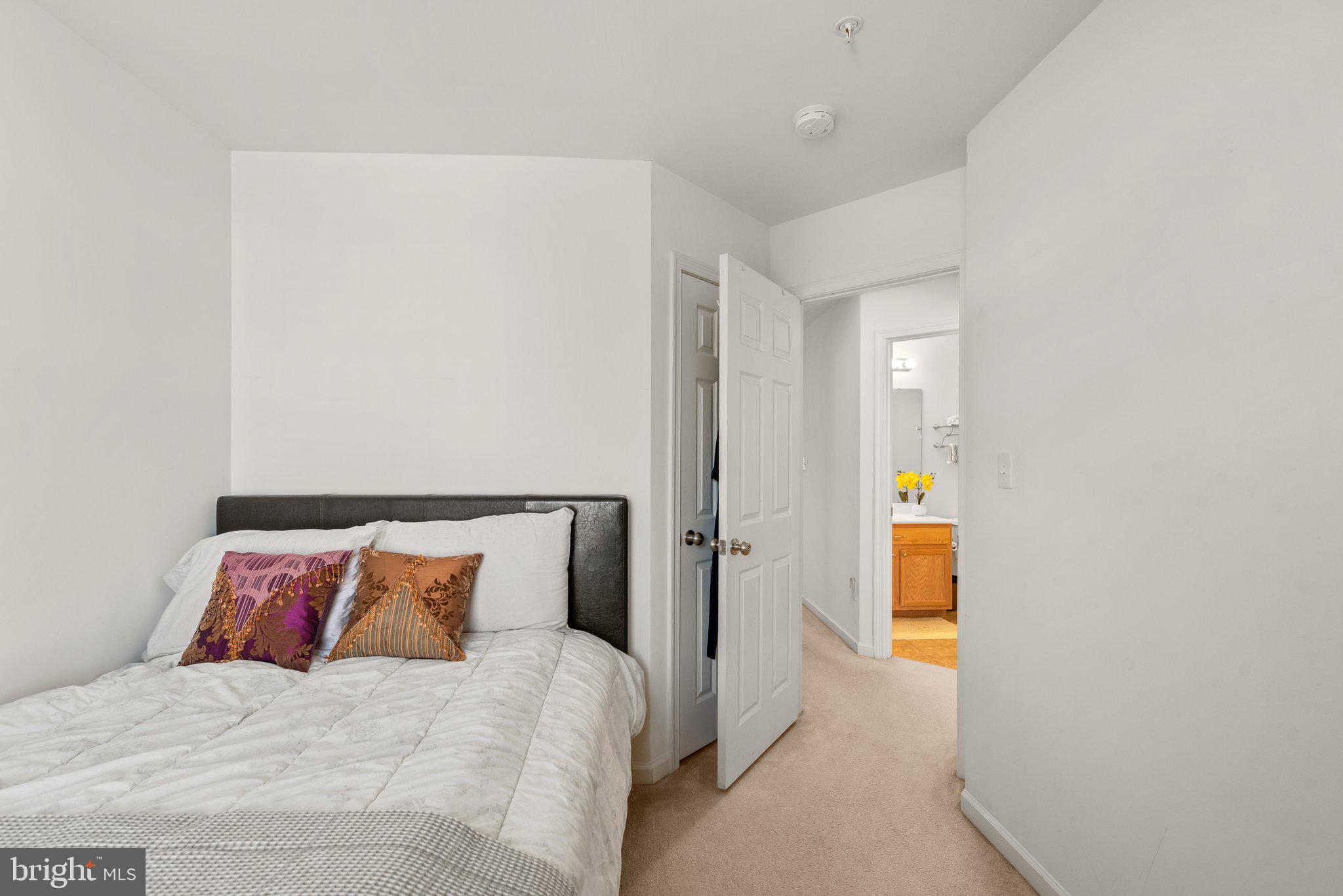 DORSEY CROSSING - Residential