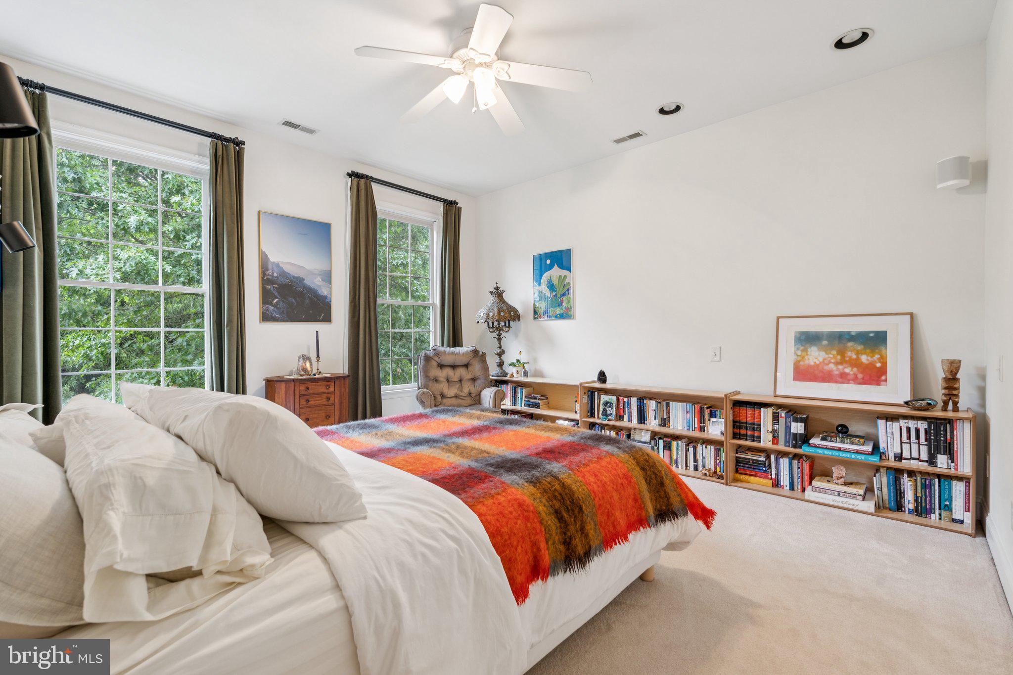 MIDSUMMER HILL - Residential