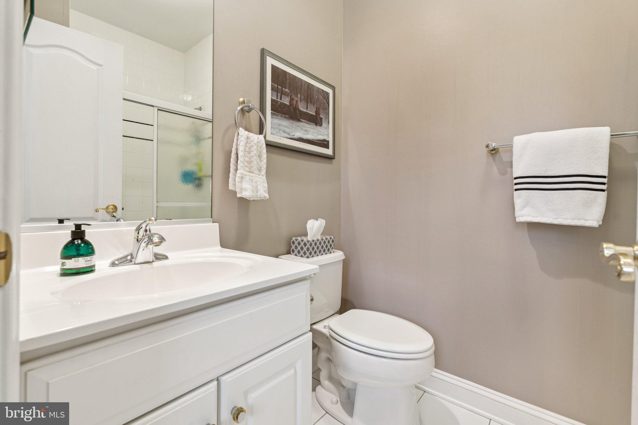 MIDSUMMER HILL - Residential