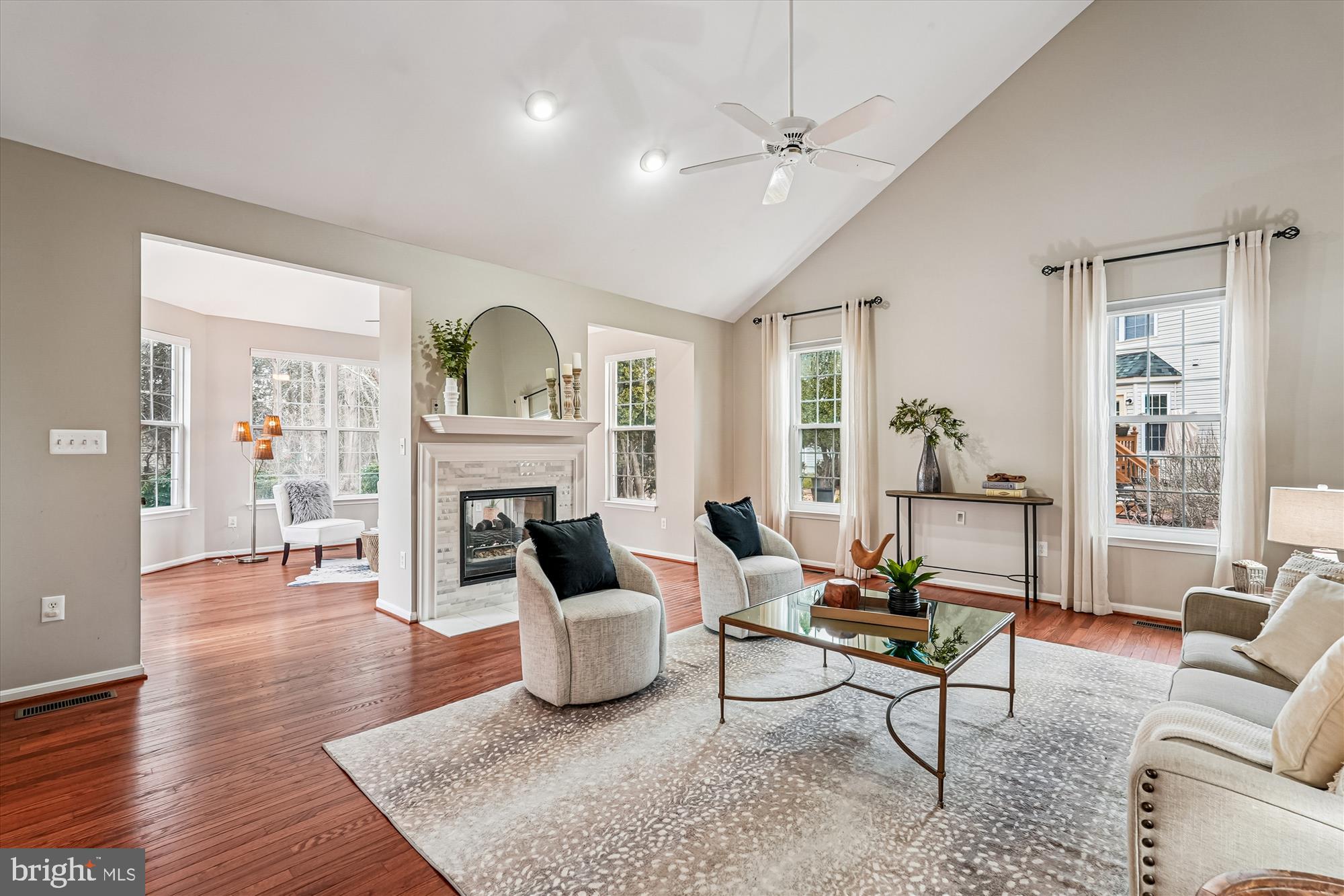 ASHBURN VILLAGE - Residential