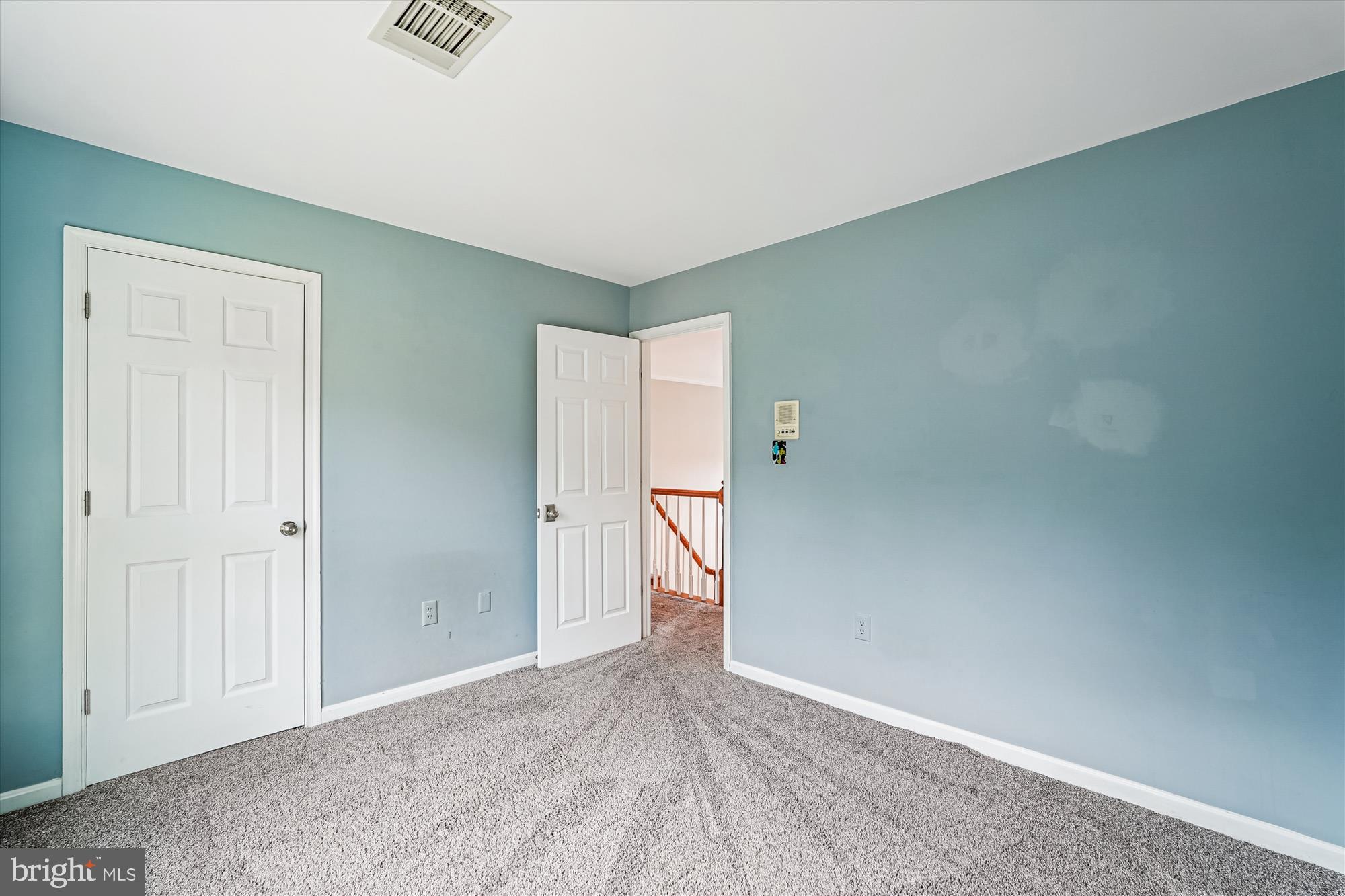 ASHBURN VILLAGE - Residential