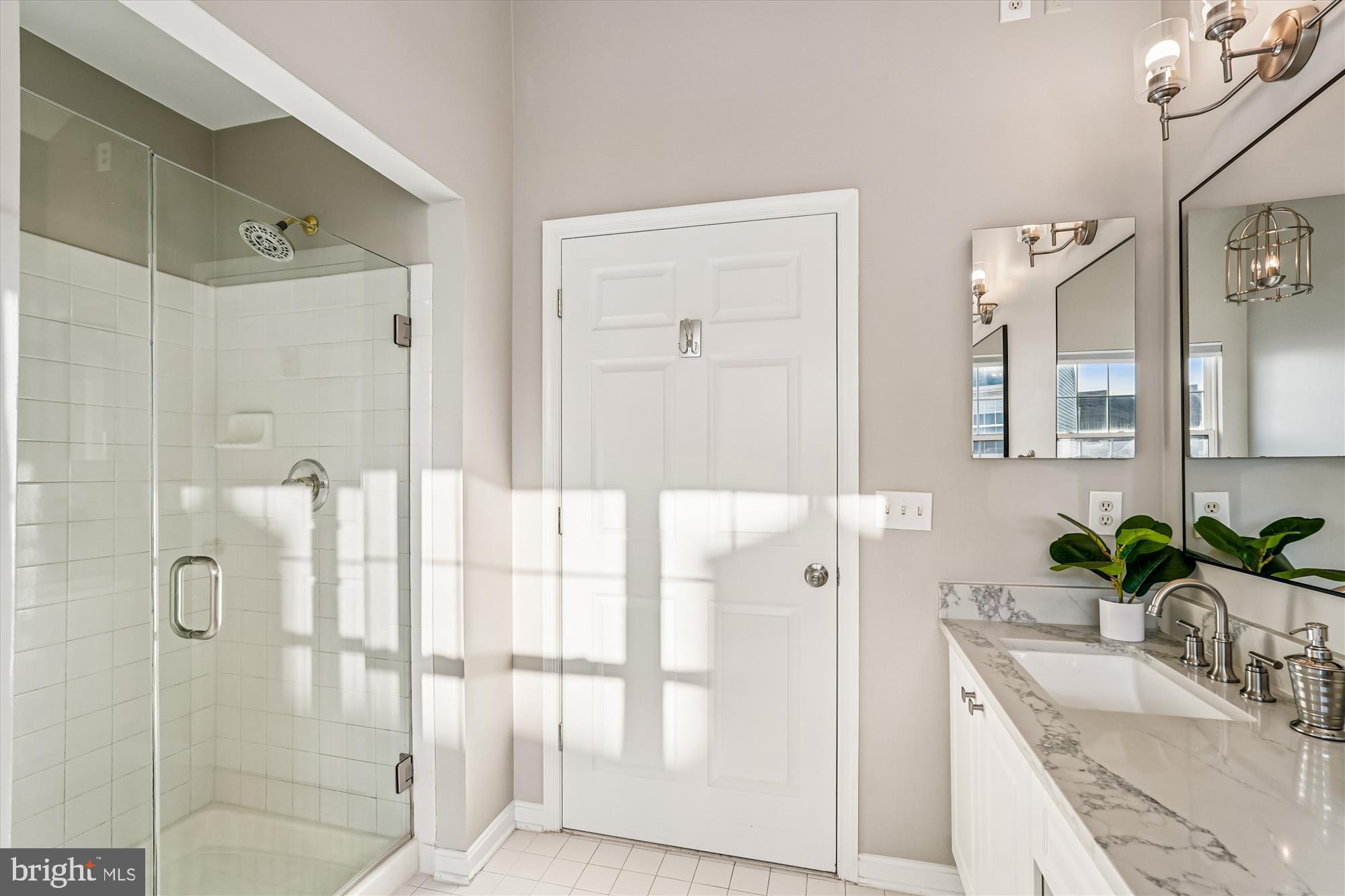 ASHBURN VILLAGE - Residential