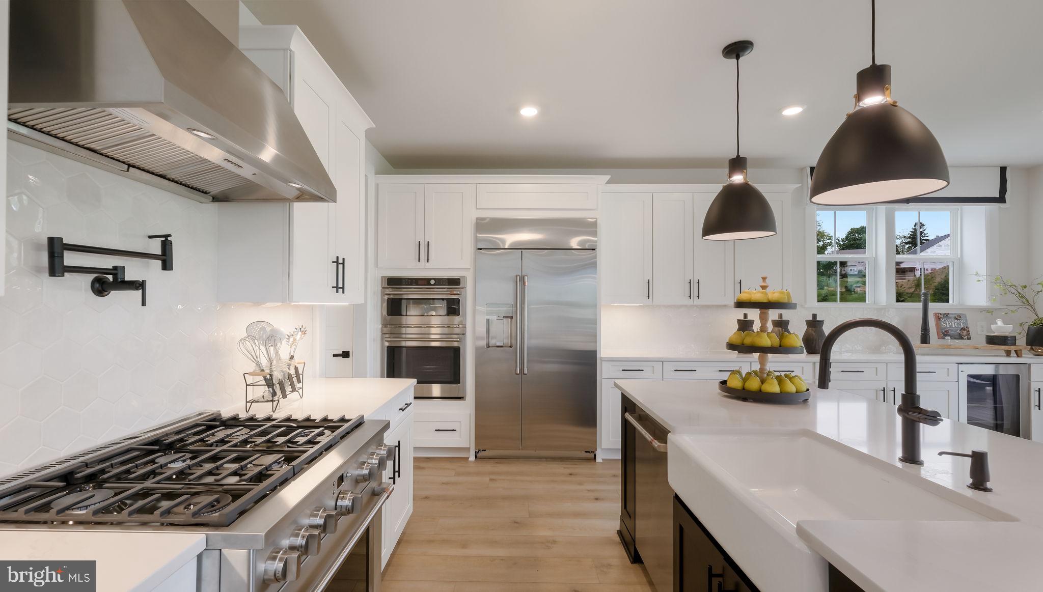 GREYSTONE - Residential