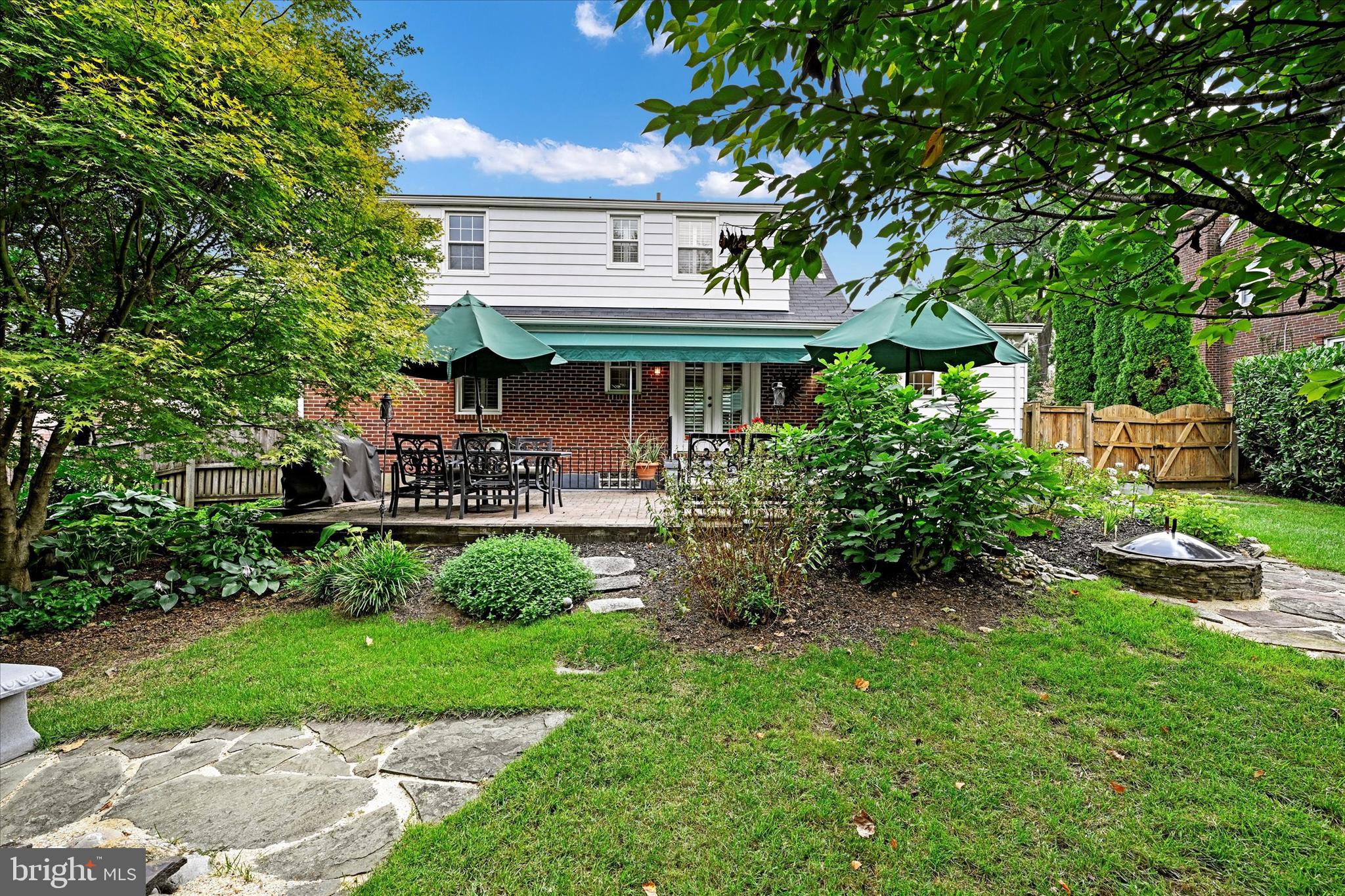 NORTHAMPTON - Residential