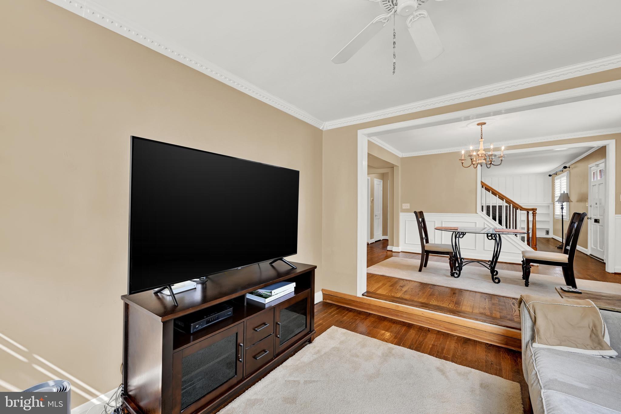 NORTHAMPTON - Residential