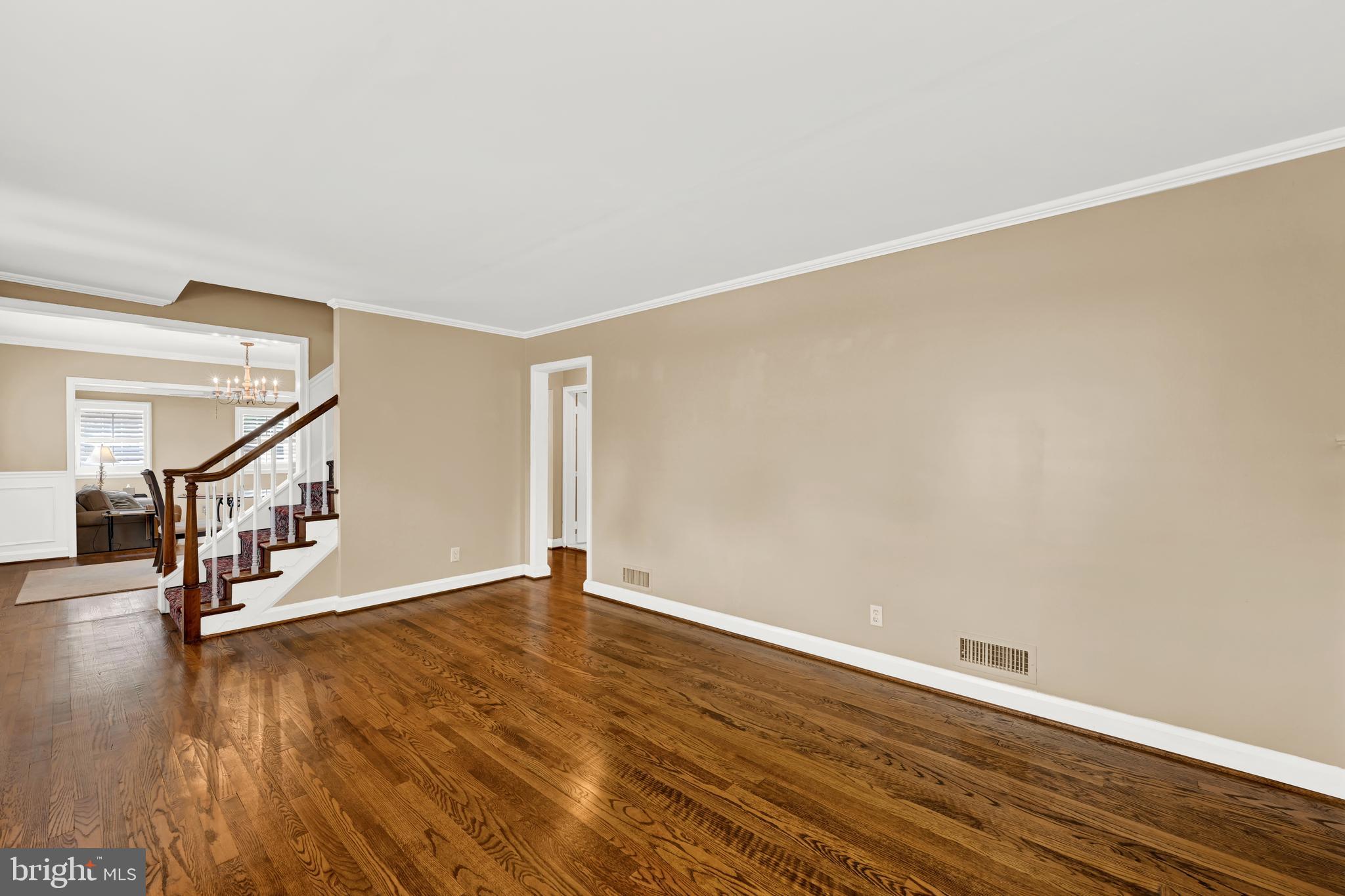 NORTHAMPTON - Residential