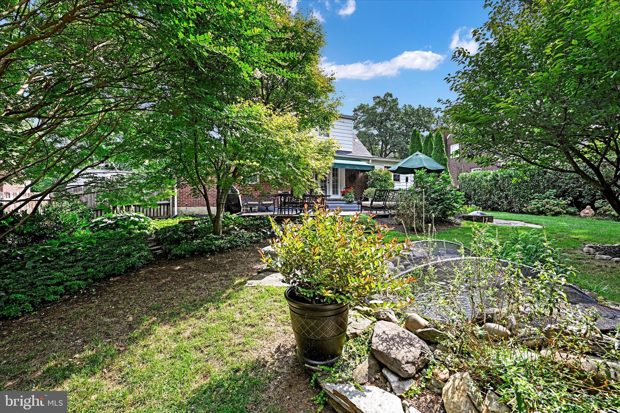 NORTHAMPTON - Residential