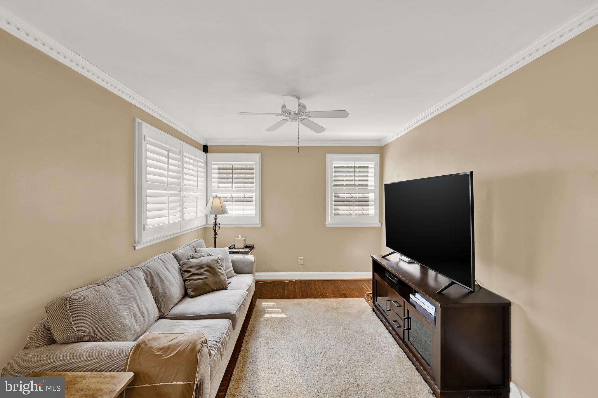 NORTHAMPTON - Residential