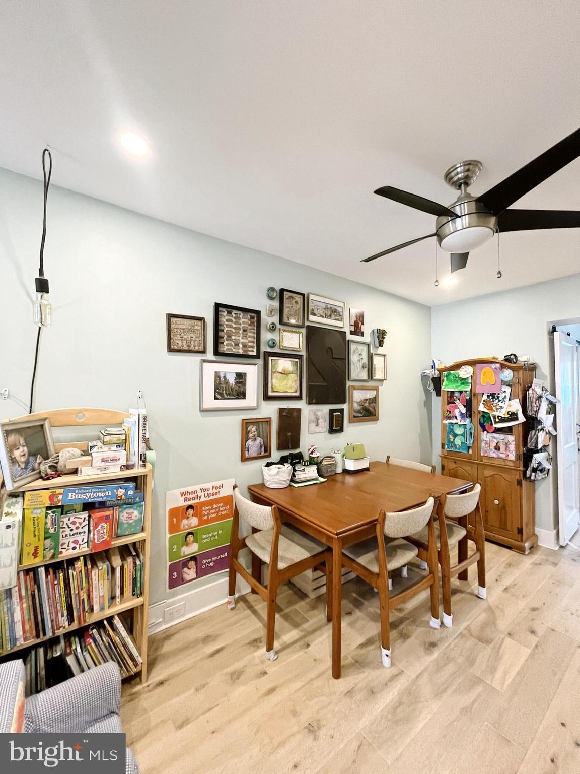 DICKINSON NARROWS - Residential Lease