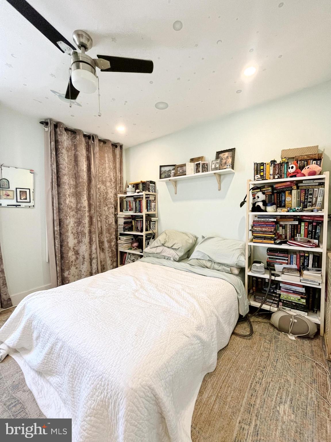 DICKINSON NARROWS - Residential Lease