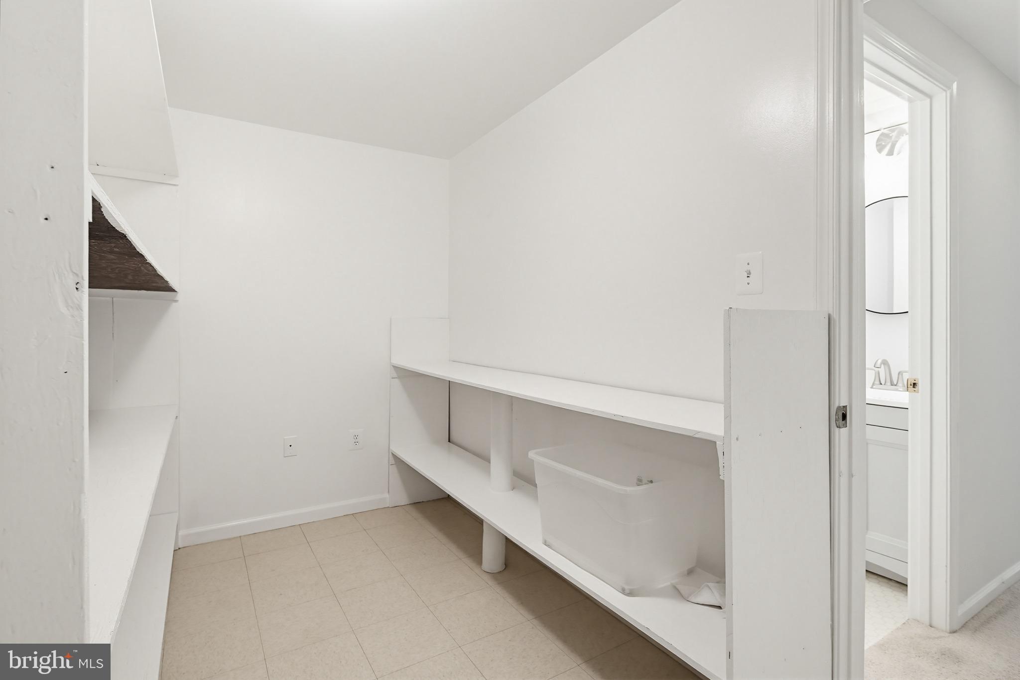 DORSEY HALL - Residential