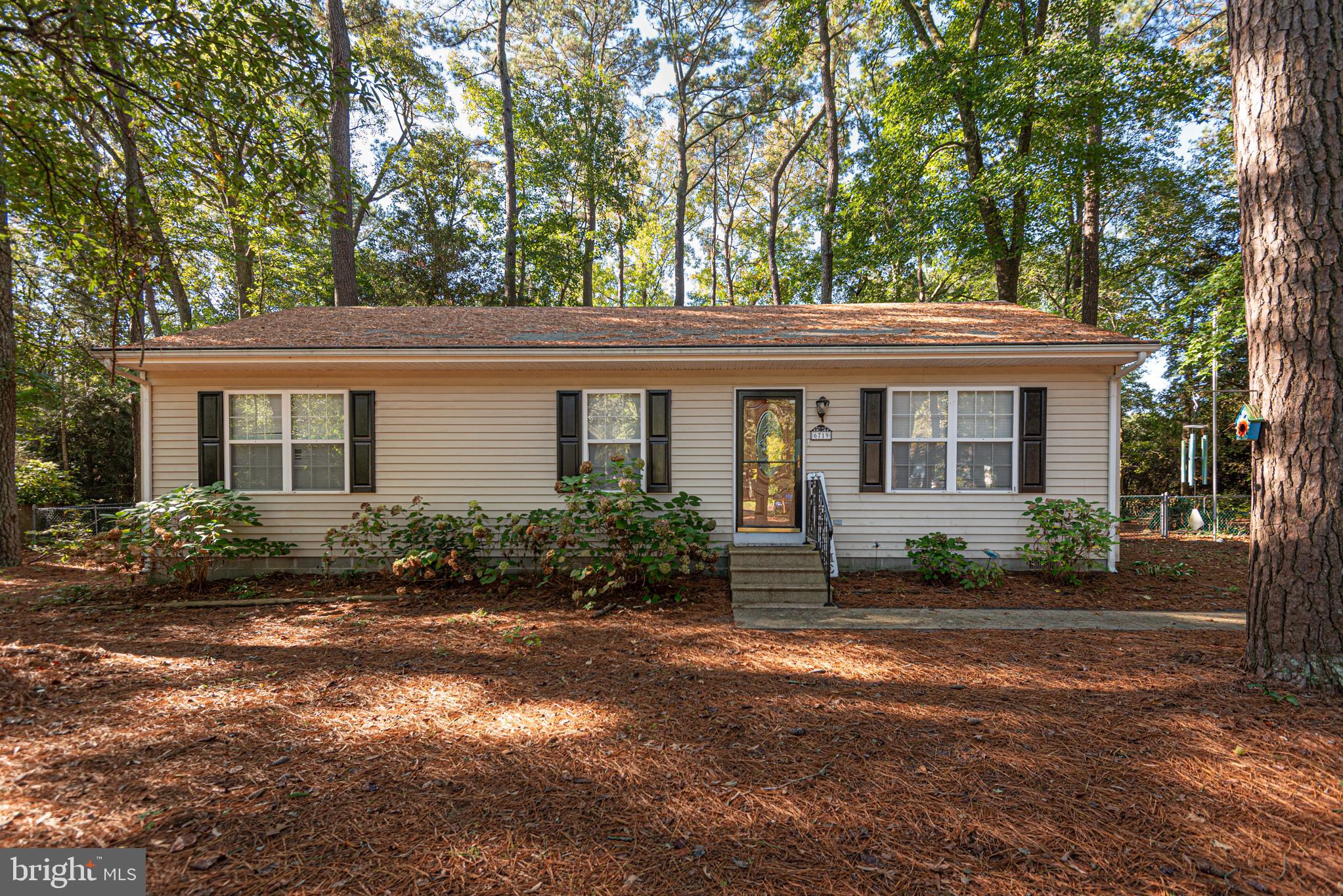 NASSAWANGO HILLS - Residential