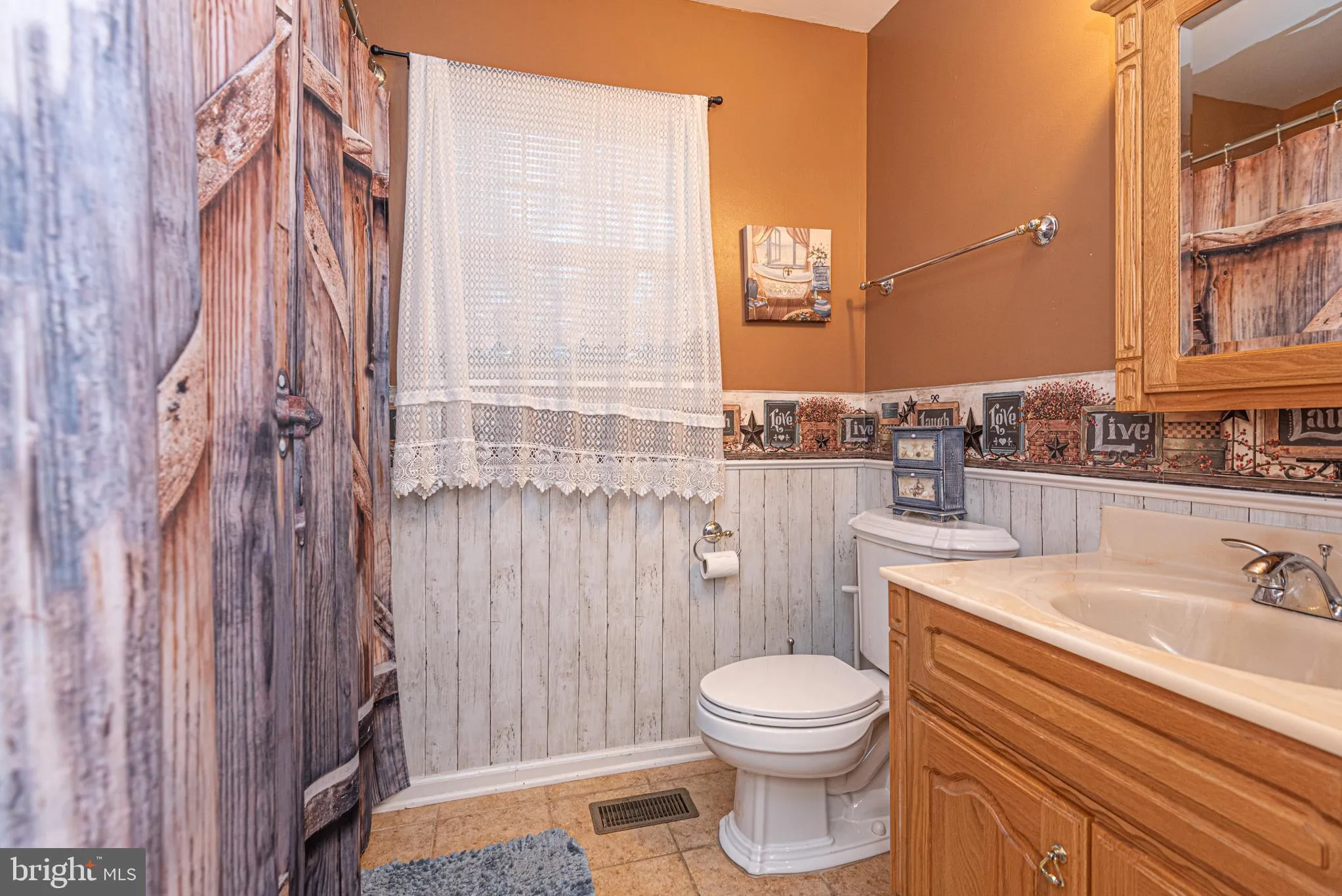 Snow Hill, Maryland 21863, United States, 3 Bedrooms Bedrooms, ,2 BathroomsBathrooms,Residential,Coming Soon,219929