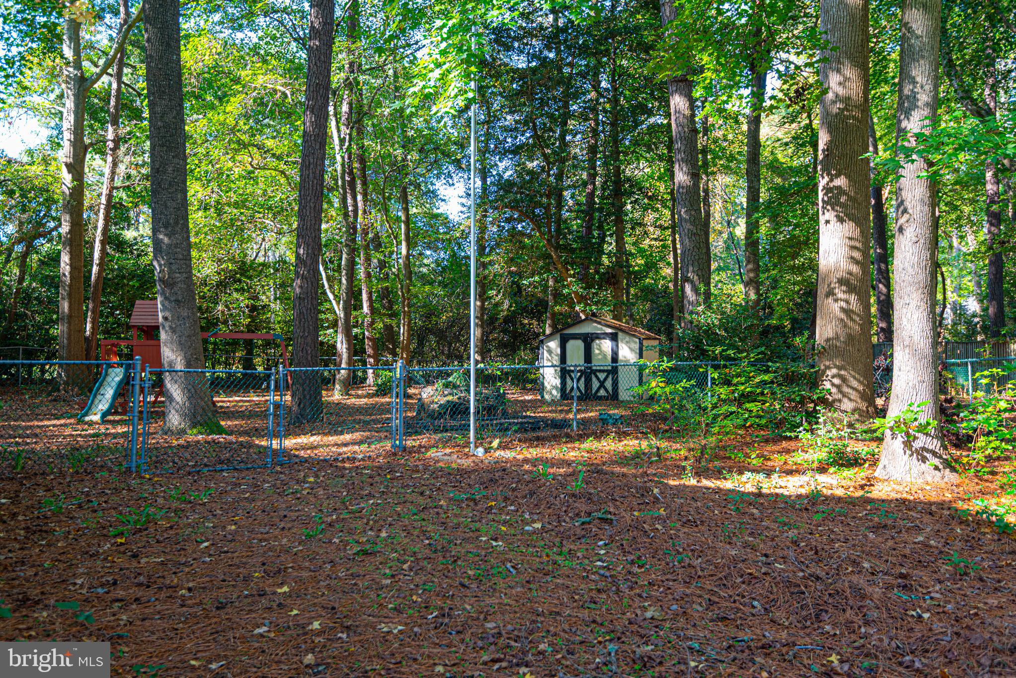 NASSAWANGO HILLS - Residential