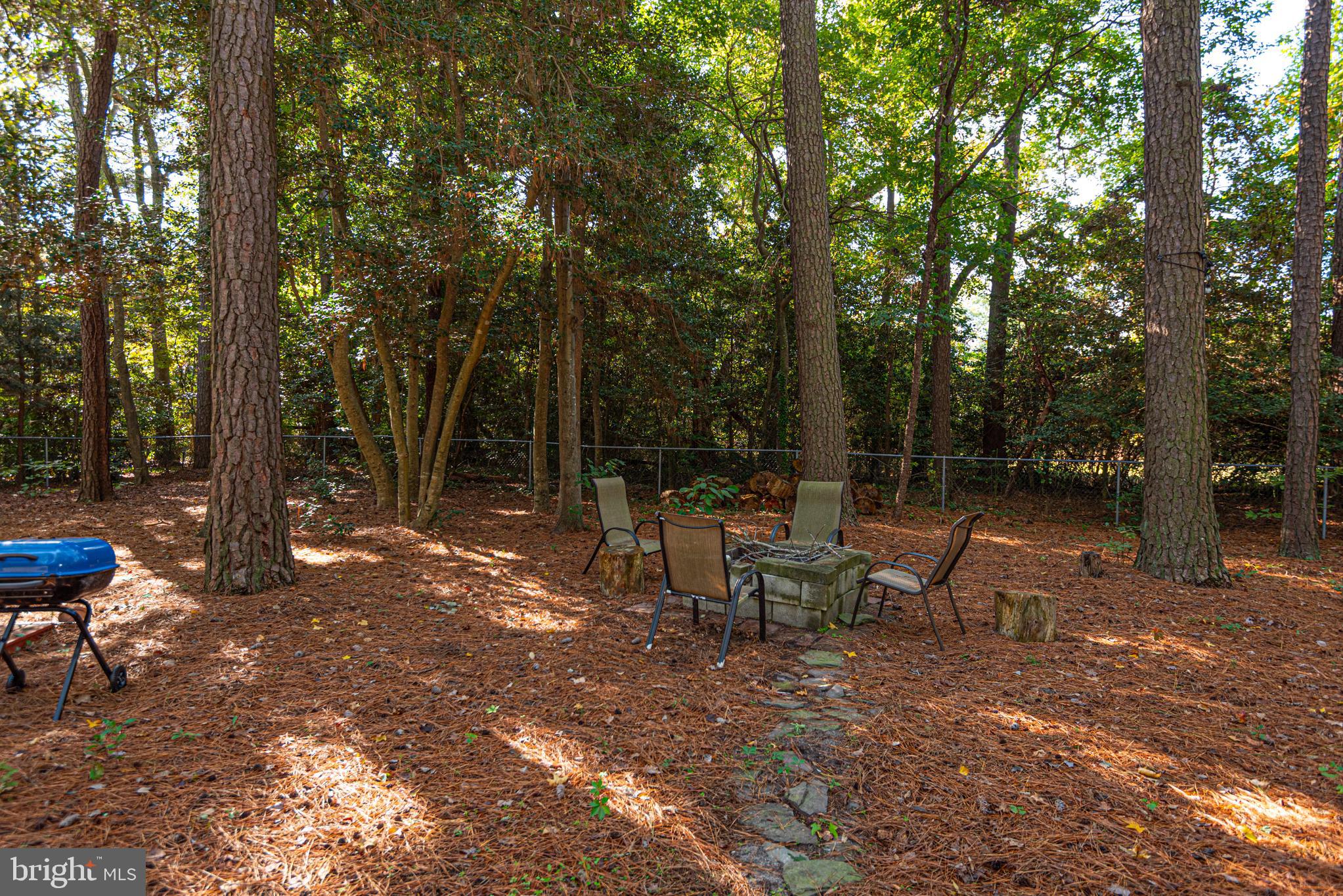 NASSAWANGO HILLS - Residential