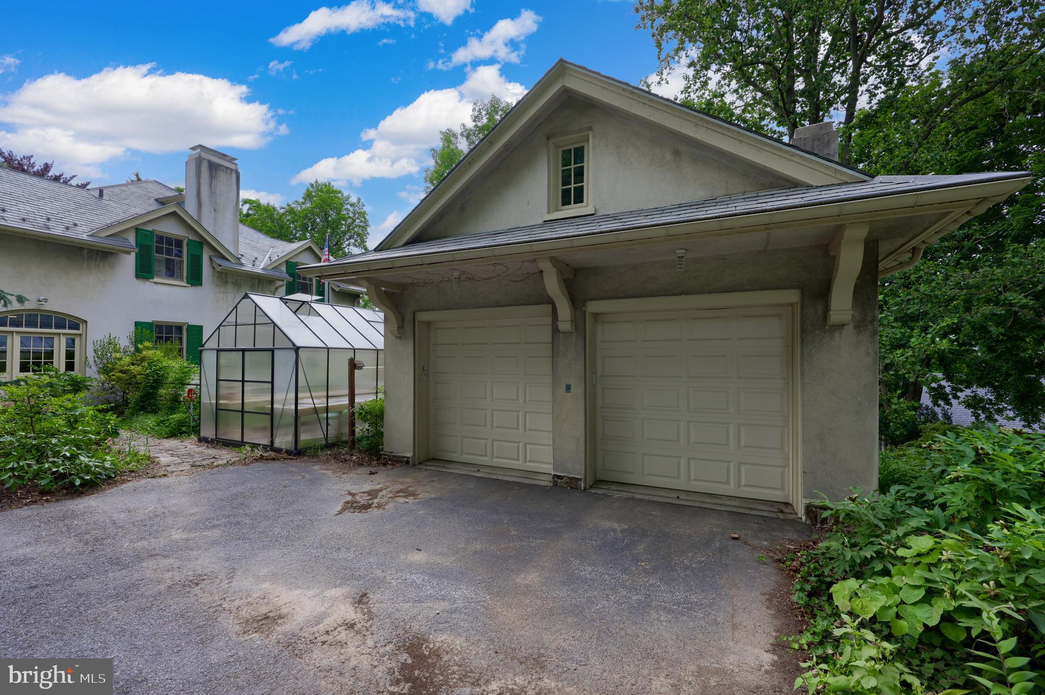 WYNDHAM HILLS - Residential