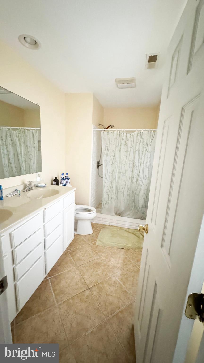 VILLAGE OF ELK RIDGE - Residential