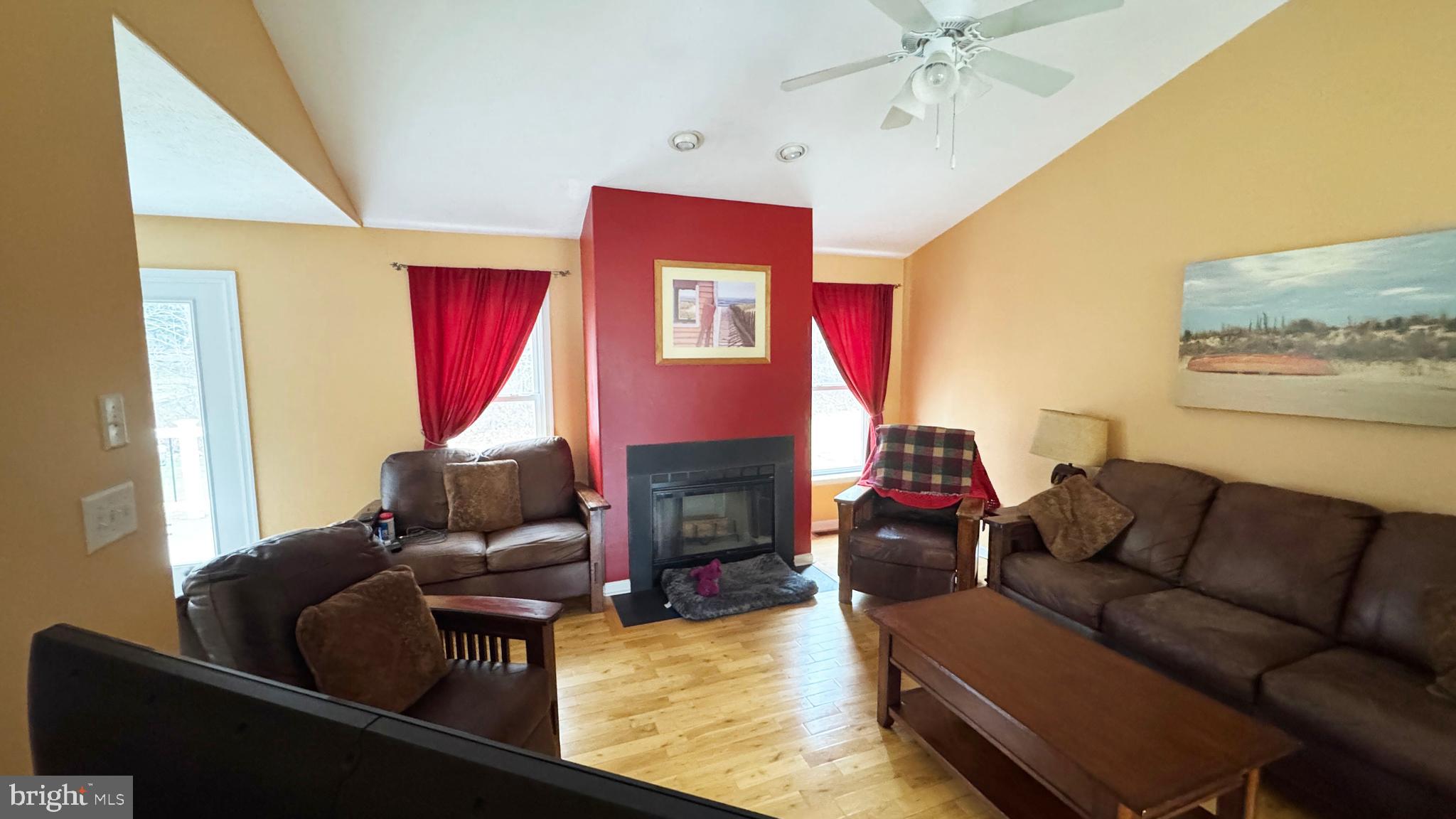 VILLAGE OF ELK RIDGE - Residential