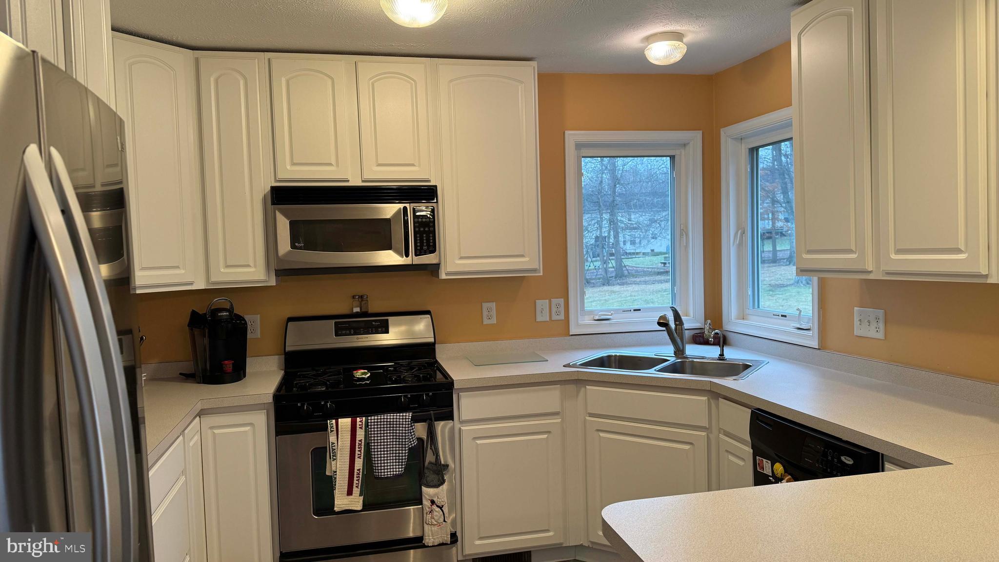 VILLAGE OF ELK RIDGE - Residential