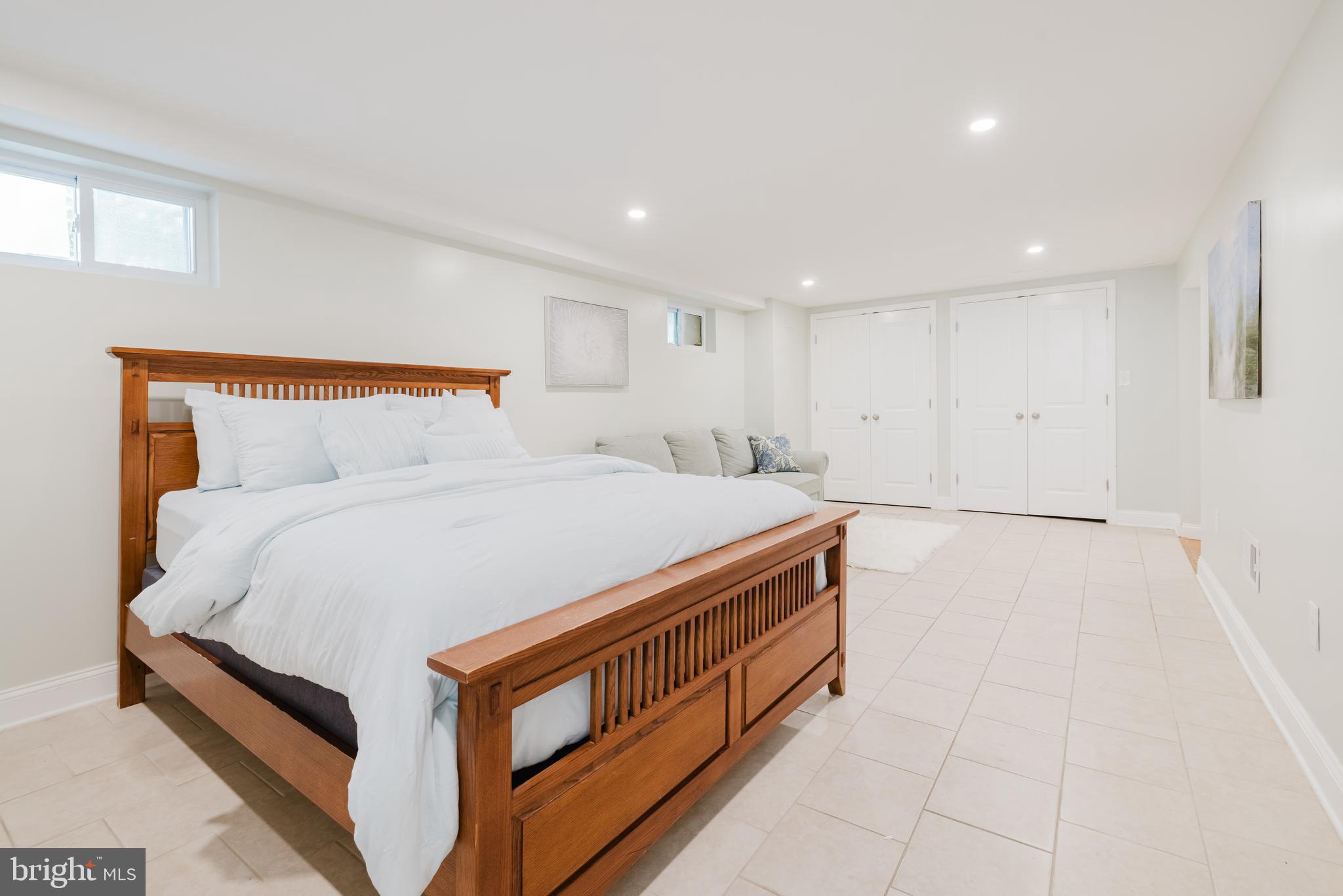 TOWSON PARK - Residential Lease