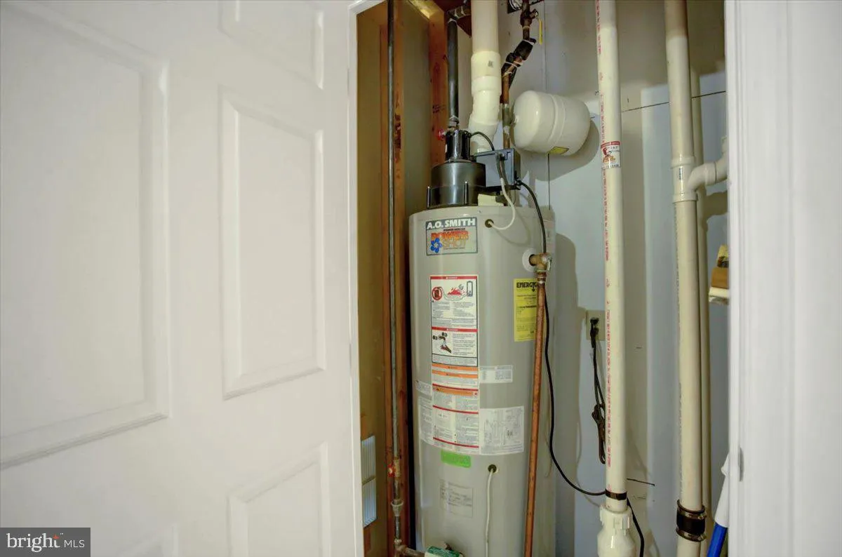 Fayetteville, Pennsylvania 17222, United States, 3 Bedrooms Bedrooms, ,3 BathroomsBathrooms,Residential,Pending,119469