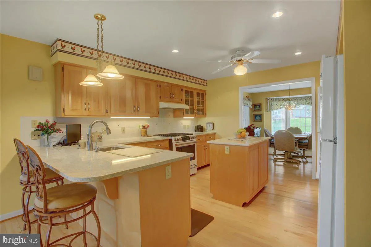 Fayetteville, Pennsylvania 17222, United States, 3 Bedrooms Bedrooms, ,3 BathroomsBathrooms,Residential,Pending,119469