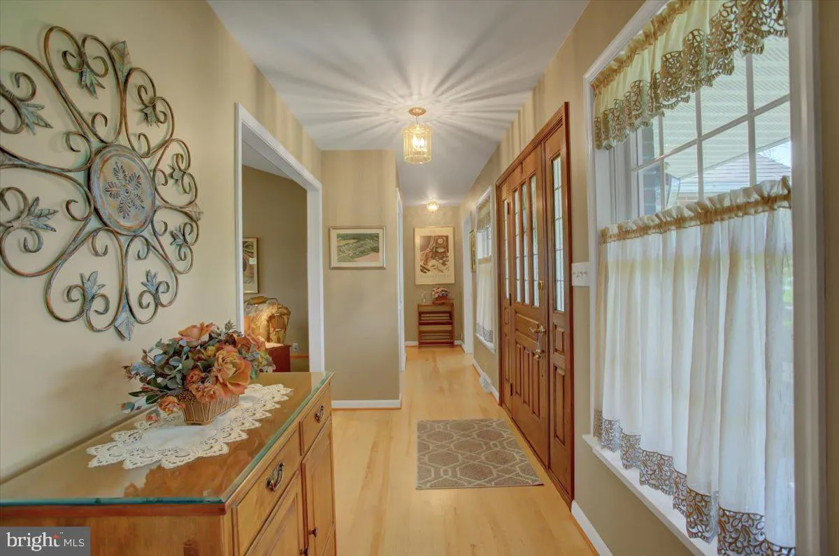 Fayetteville, Pennsylvania 17222, United States, 3 Bedrooms Bedrooms, ,3 BathroomsBathrooms,Residential,Pending,119469