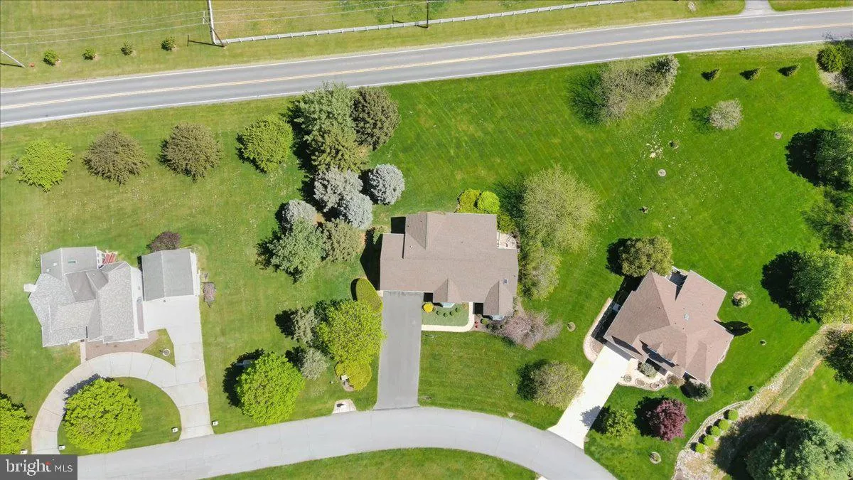 Fayetteville, Pennsylvania 17222, United States, 3 Bedrooms Bedrooms, ,3 BathroomsBathrooms,Residential,Pending,119469