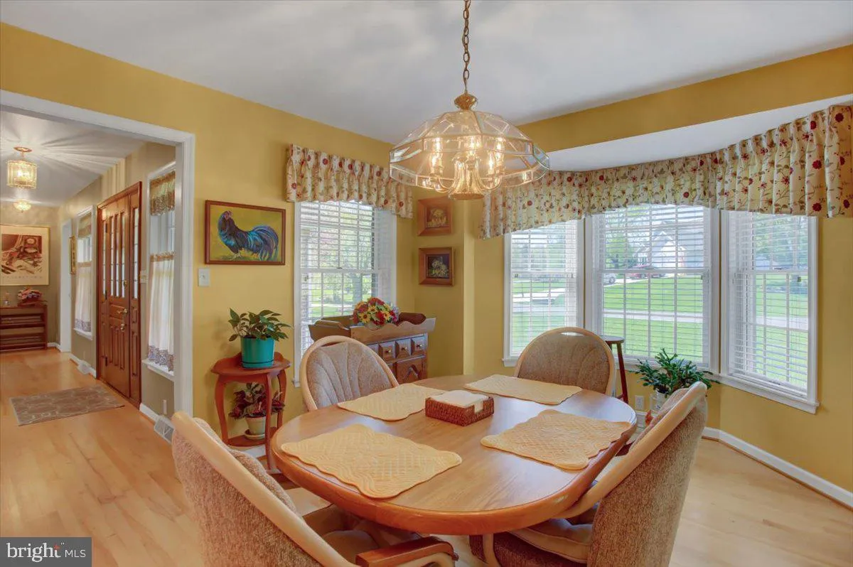 Fayetteville, Pennsylvania 17222, United States, 3 Bedrooms Bedrooms, ,3 BathroomsBathrooms,Residential,Pending,119469