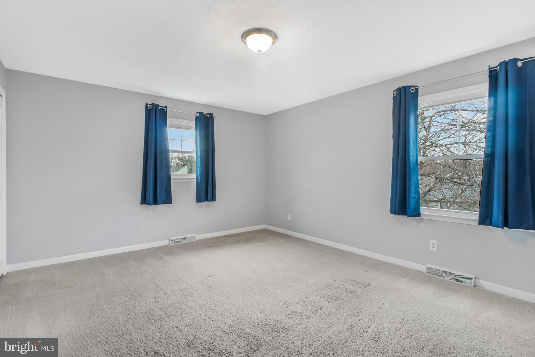 GRAFTON VILLAGE - Residential Lease