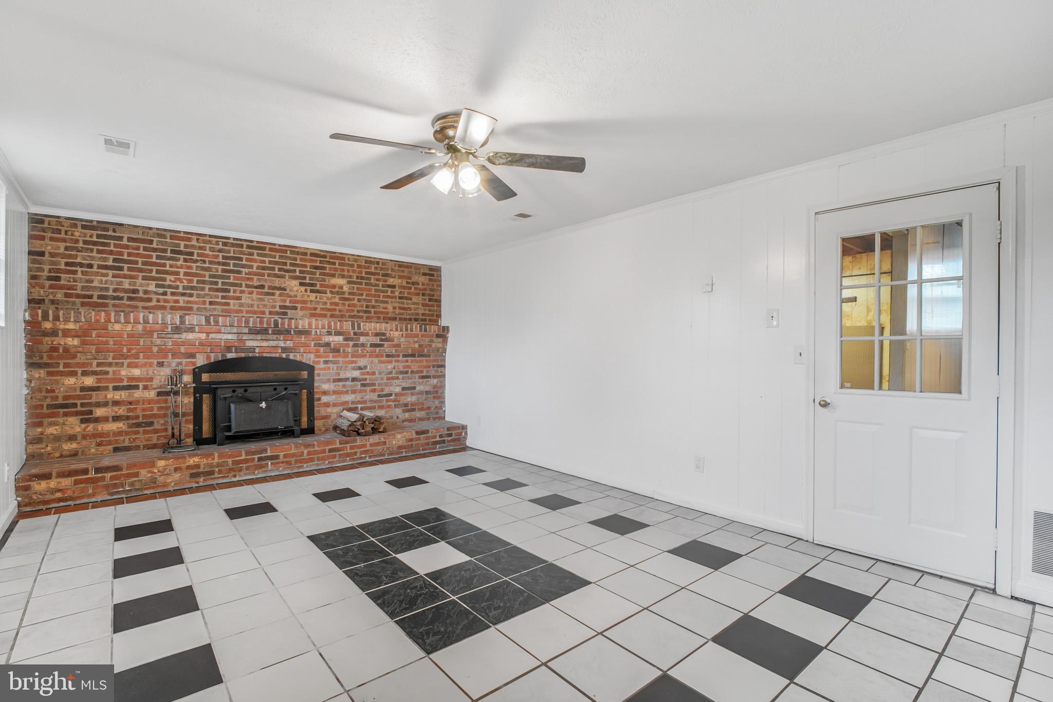 GRAFTON VILLAGE - Residential Lease