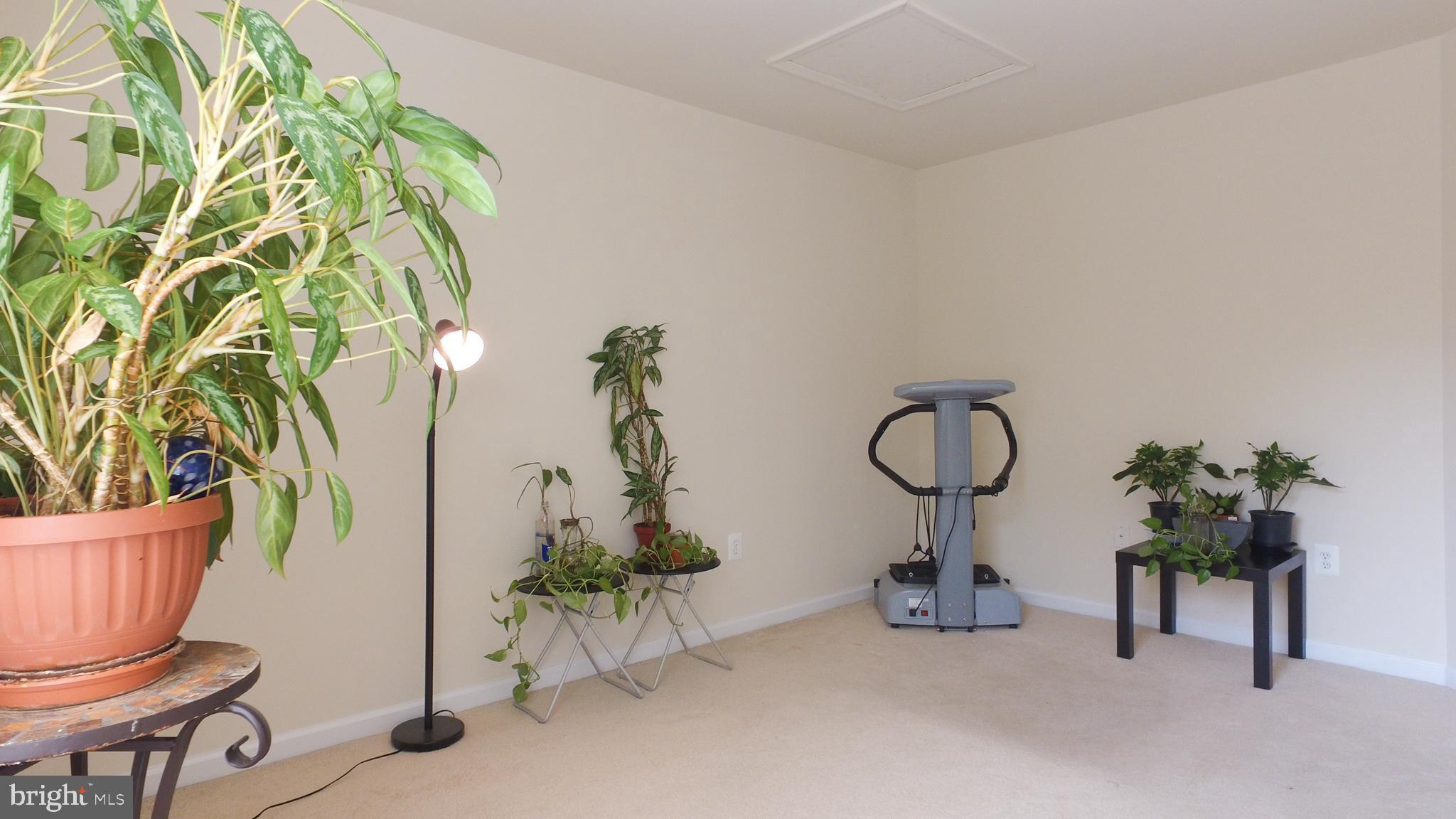 FAIRWOOD-PHASE 2-PLAT 10 - Residential