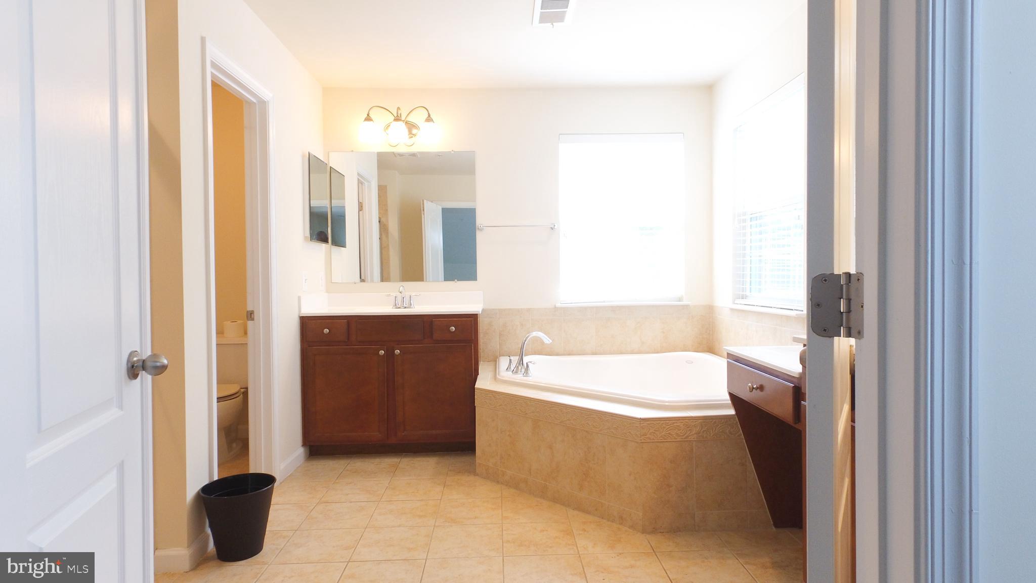 FAIRWOOD-PHASE 2-PLAT 10 - Residential