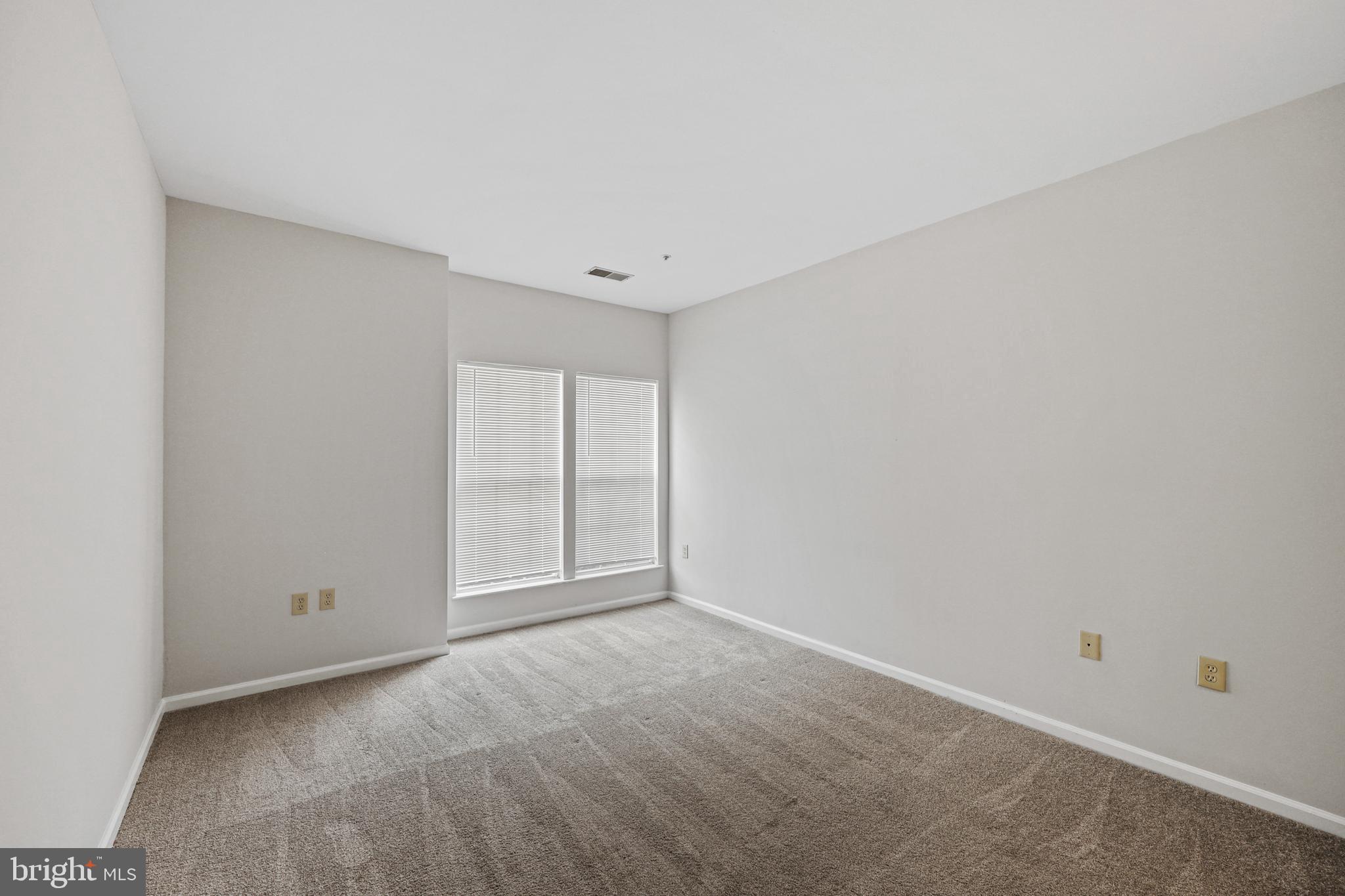 RUSSETT - Residential Lease