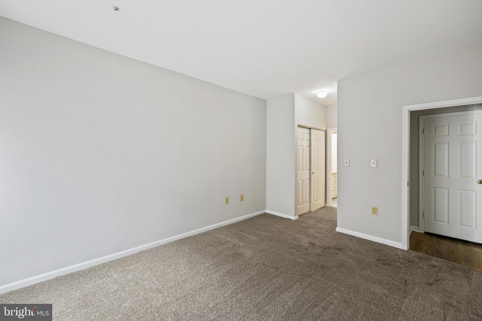 RUSSETT - Residential Lease