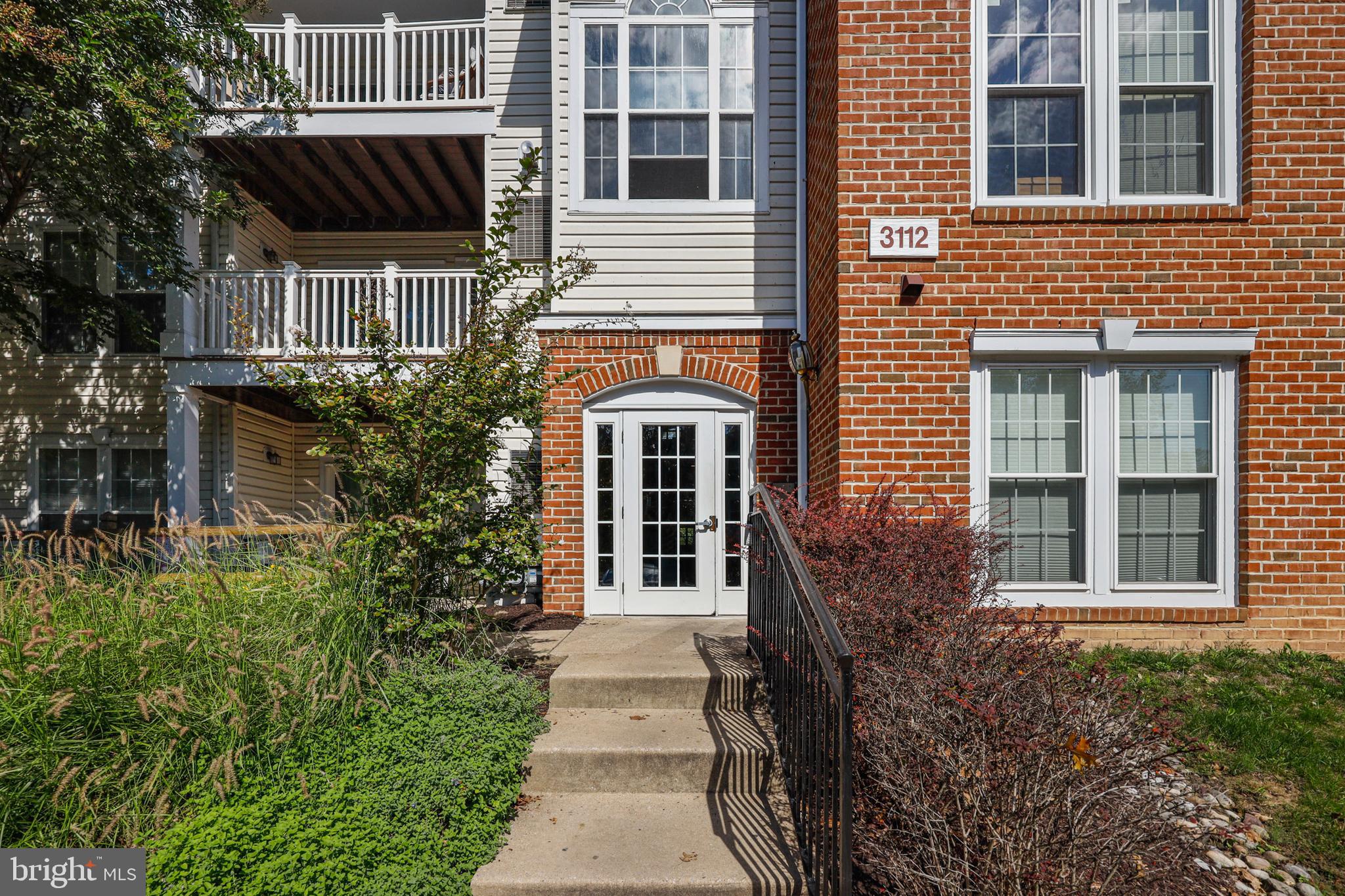 RUSSETT - Residential Lease