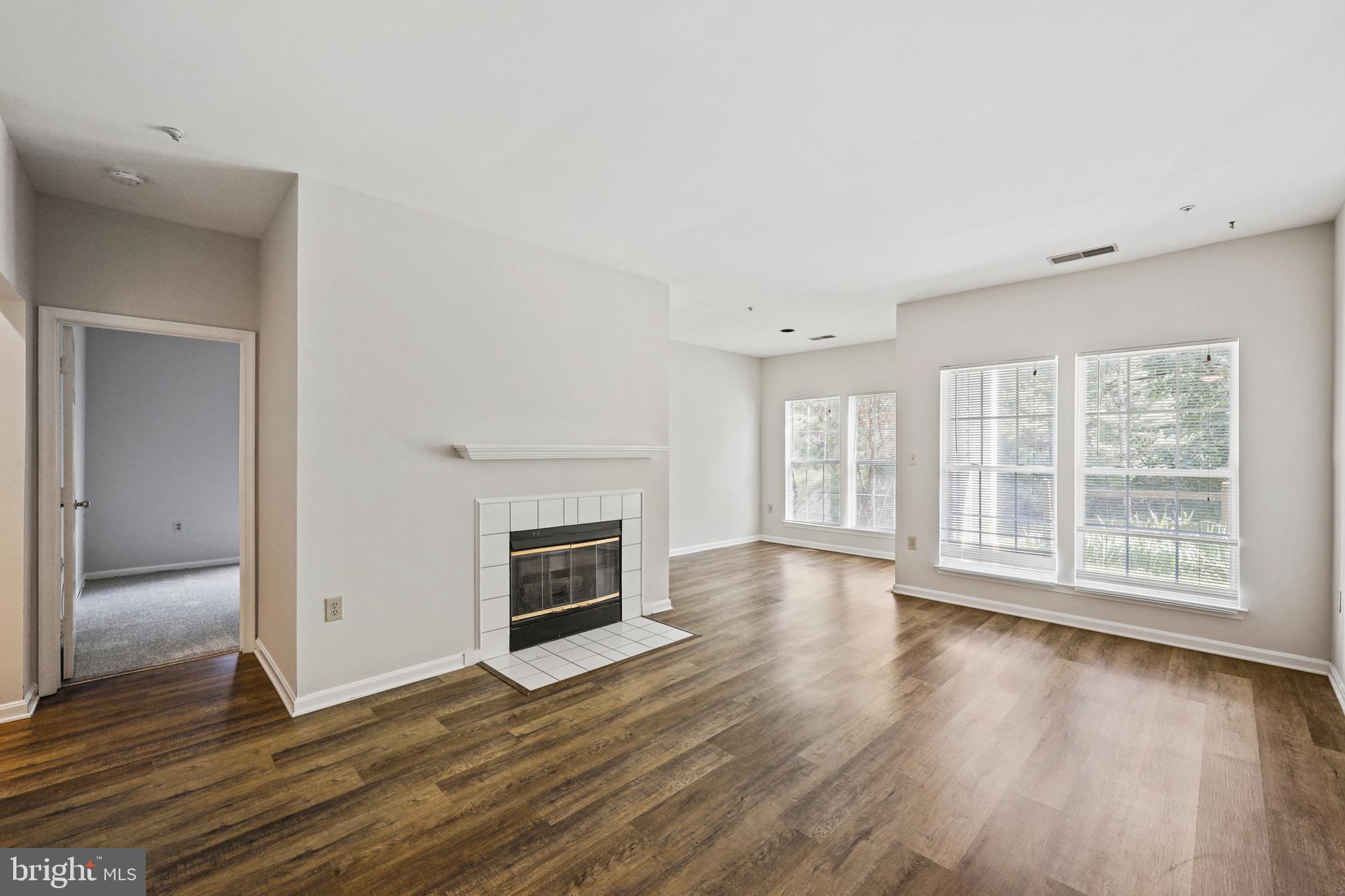 RUSSETT - Residential Lease