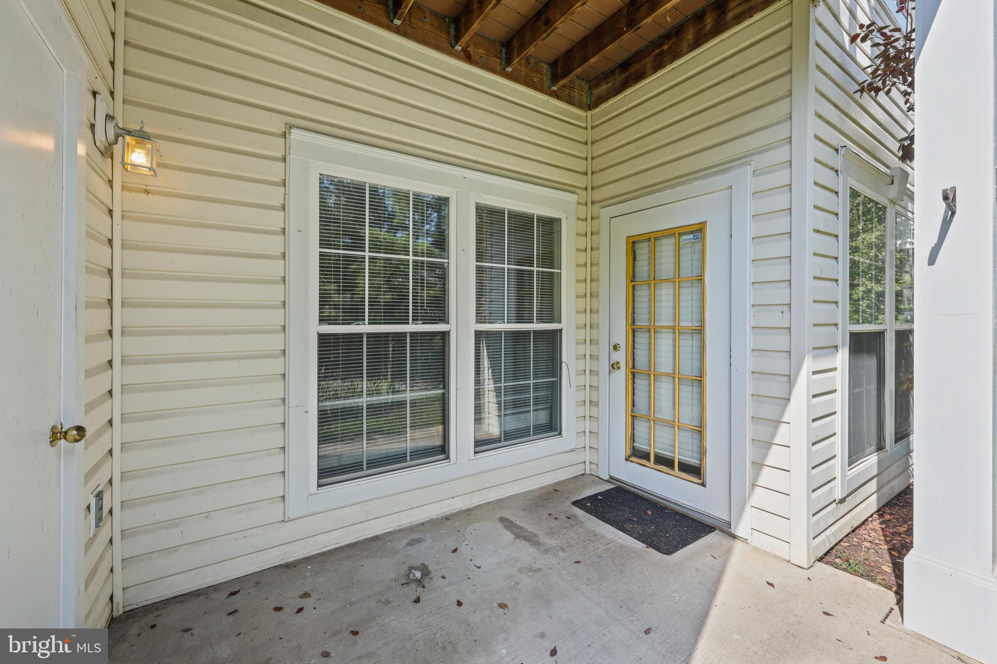 RUSSETT - Residential Lease