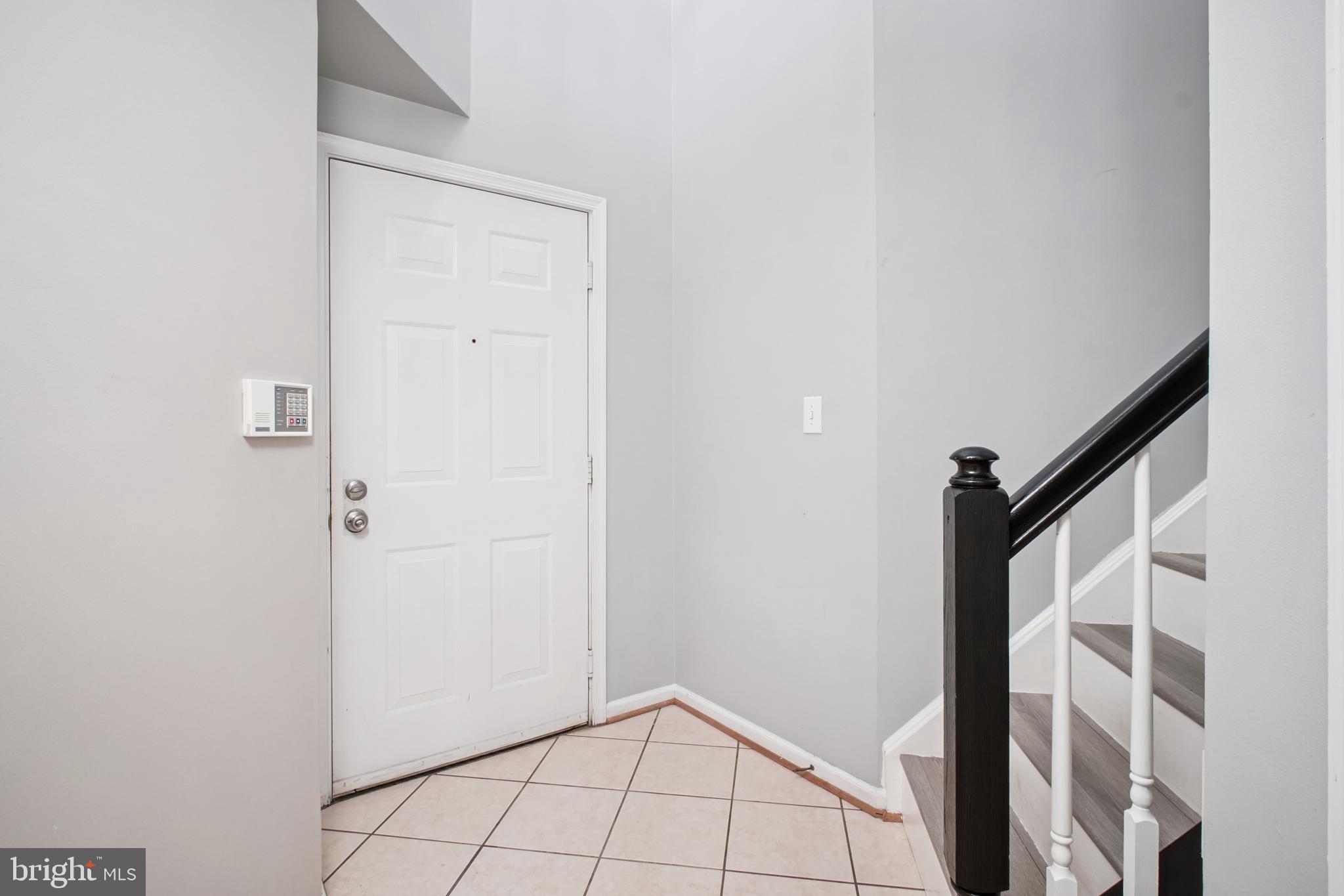 2111 HIGHCOURT LANE 302