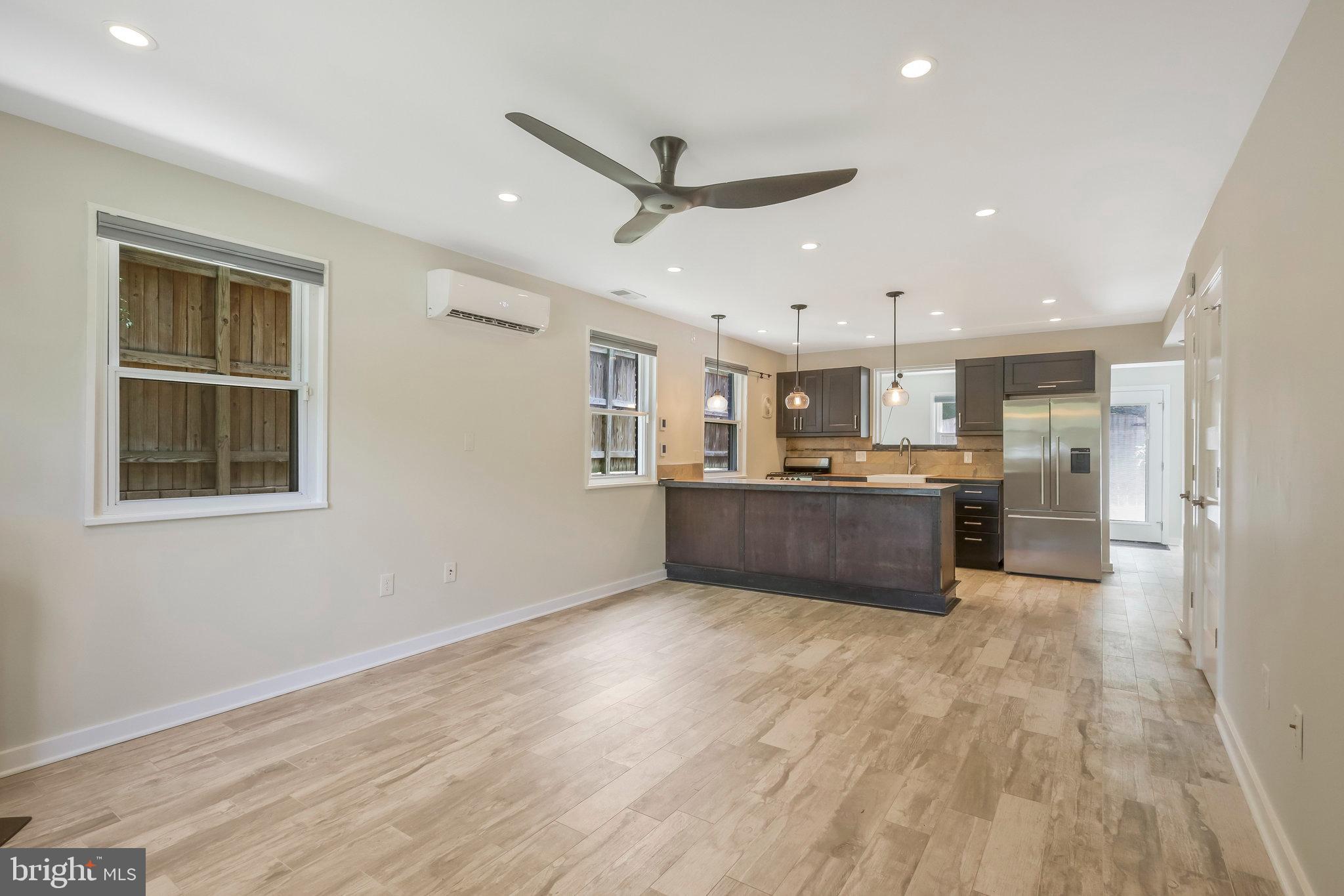 ROSEMONT - Residential Lease