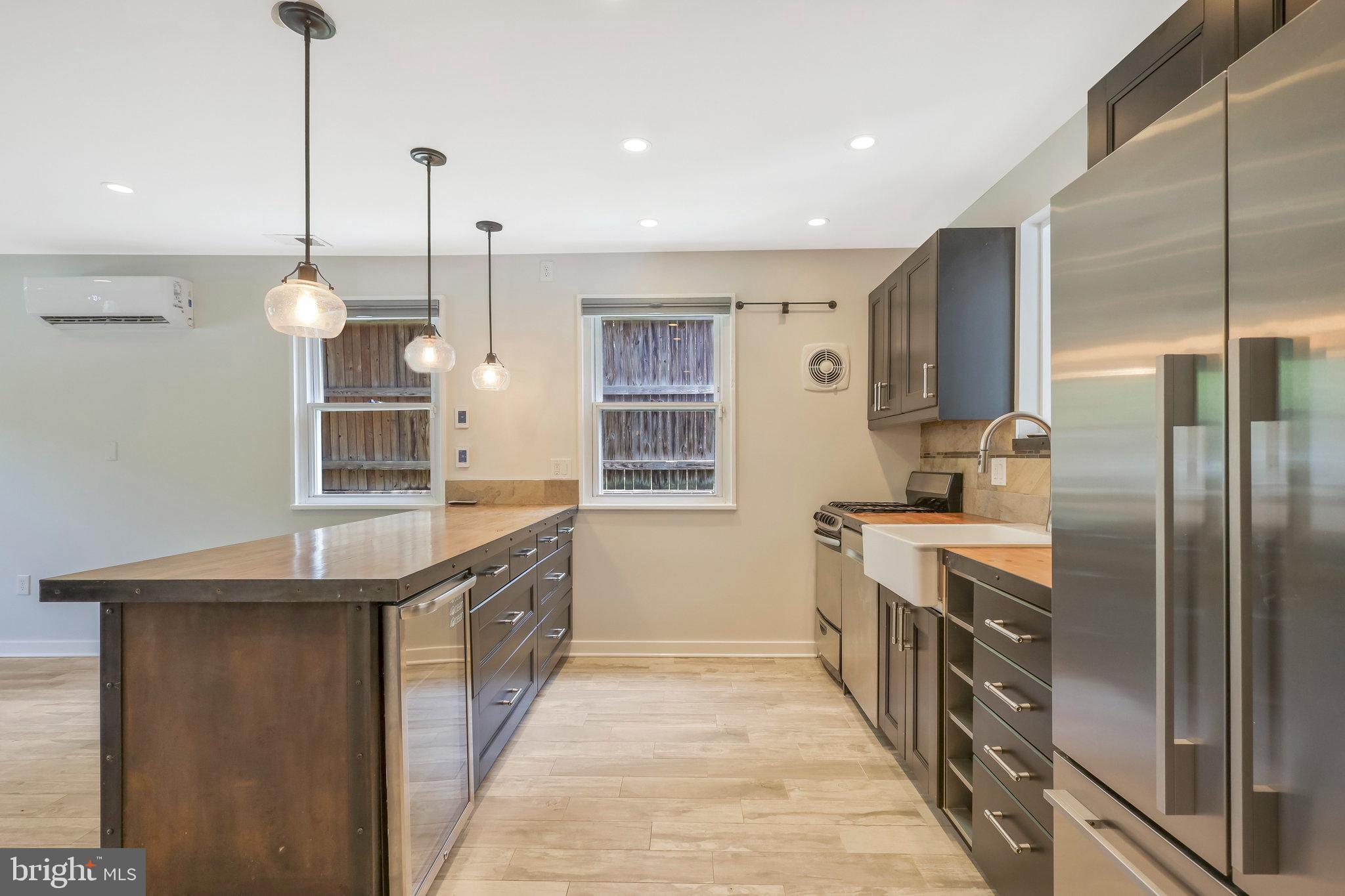 ROSEMONT - Residential Lease