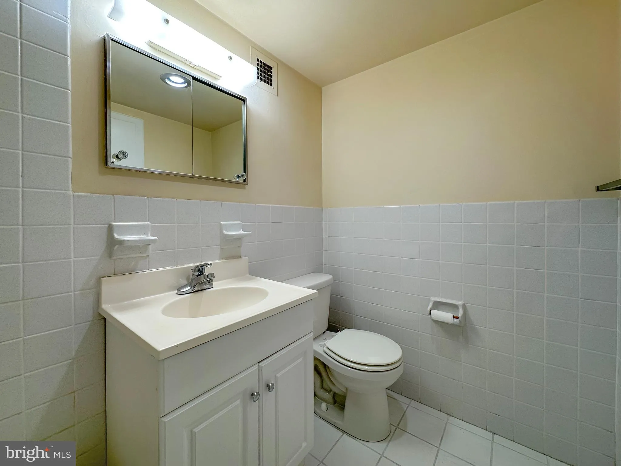 Philadelphia, Pennsylvania 19103, United States, ,1 BathroomBathrooms,Residential,Active,1504