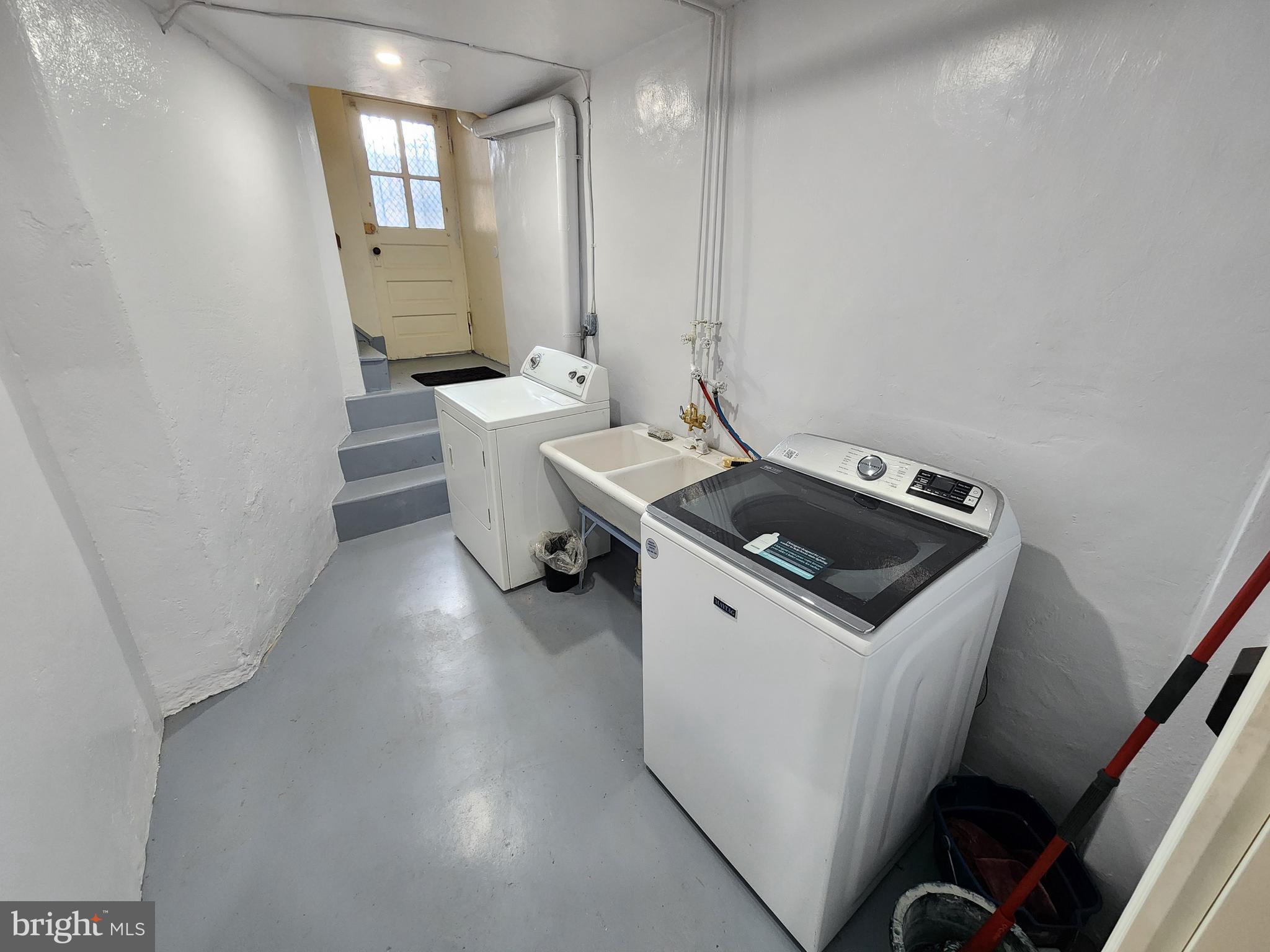 CEDARBROOK - Residential