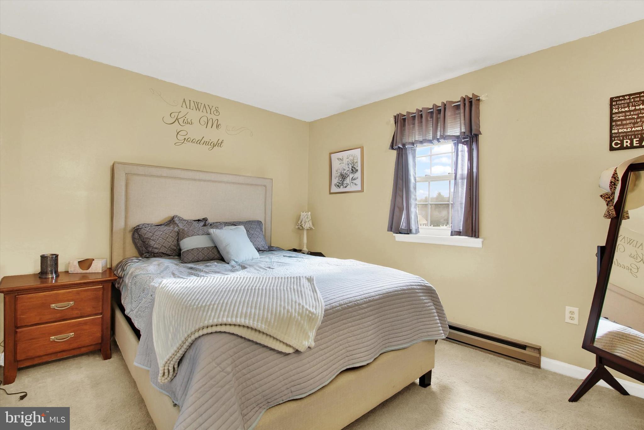 GLEN HOLLOW - Residential