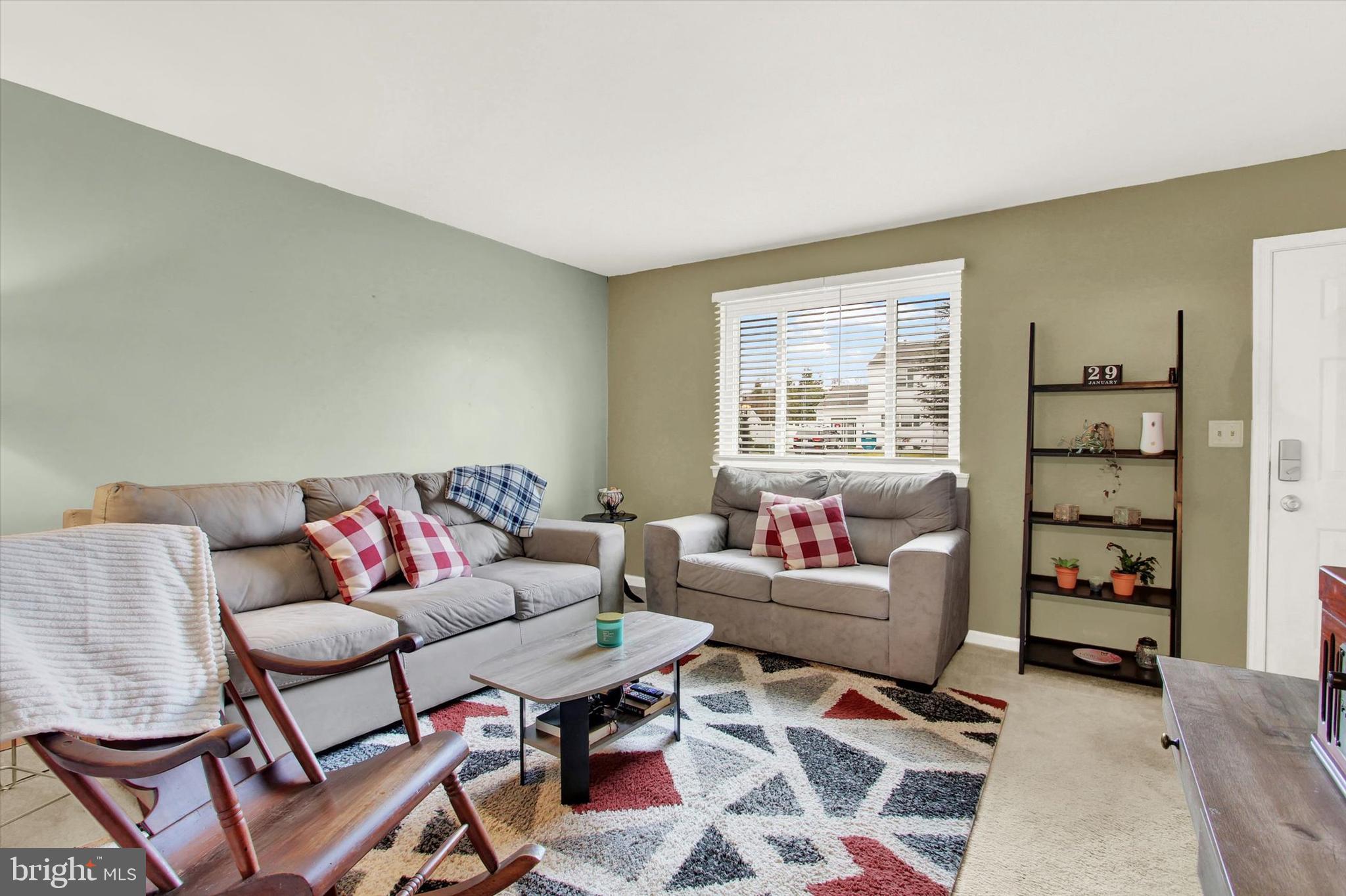 GLEN HOLLOW - Residential