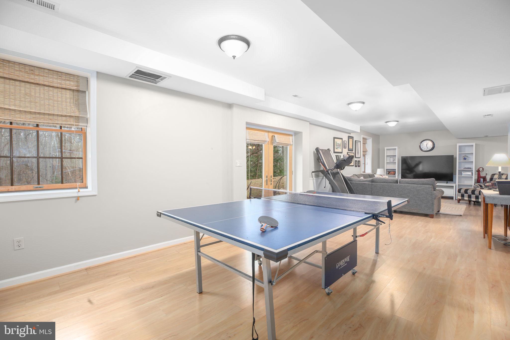 RIVER BLUFFS - Residential