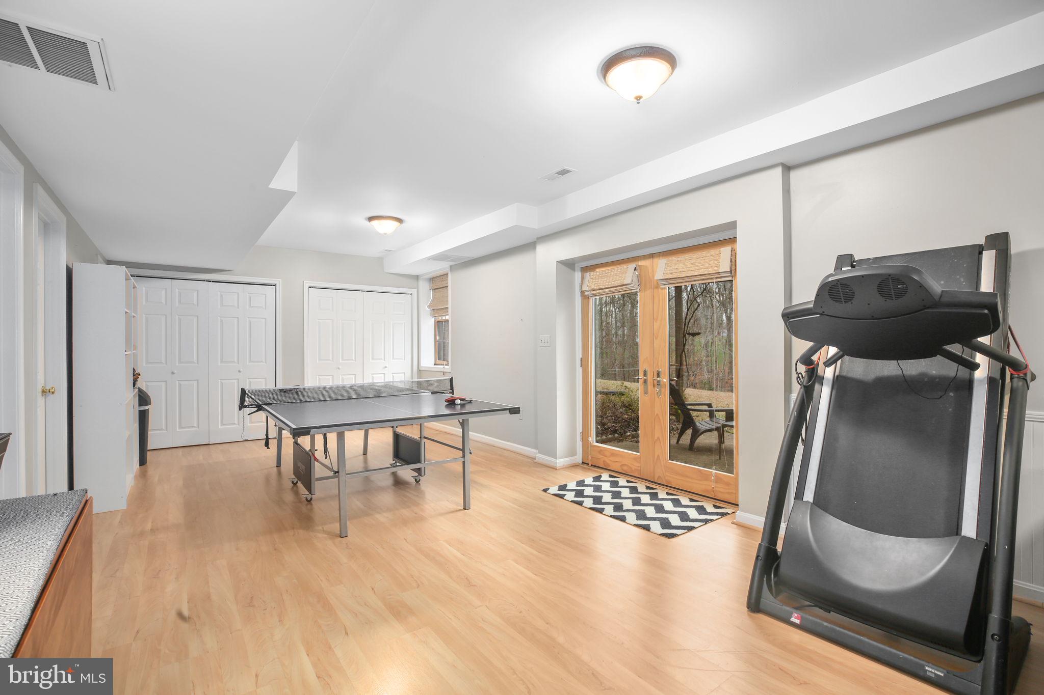 RIVER BLUFFS - Residential